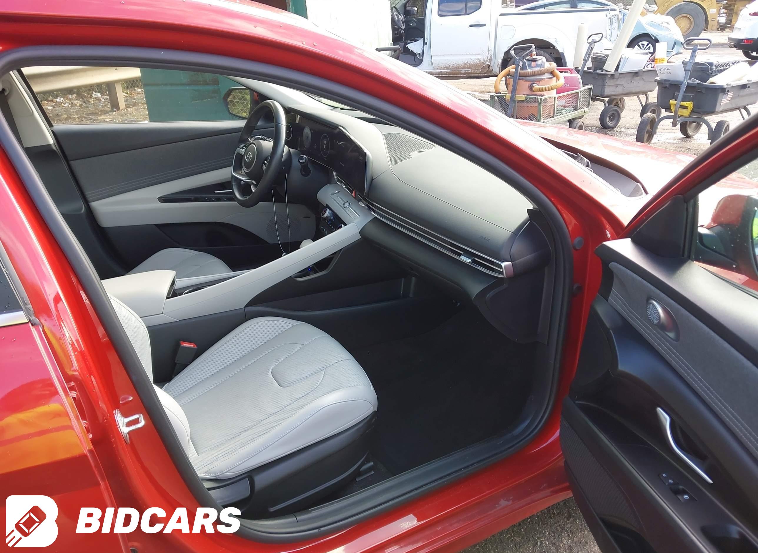 2022 Hyundai Elantra, Limited