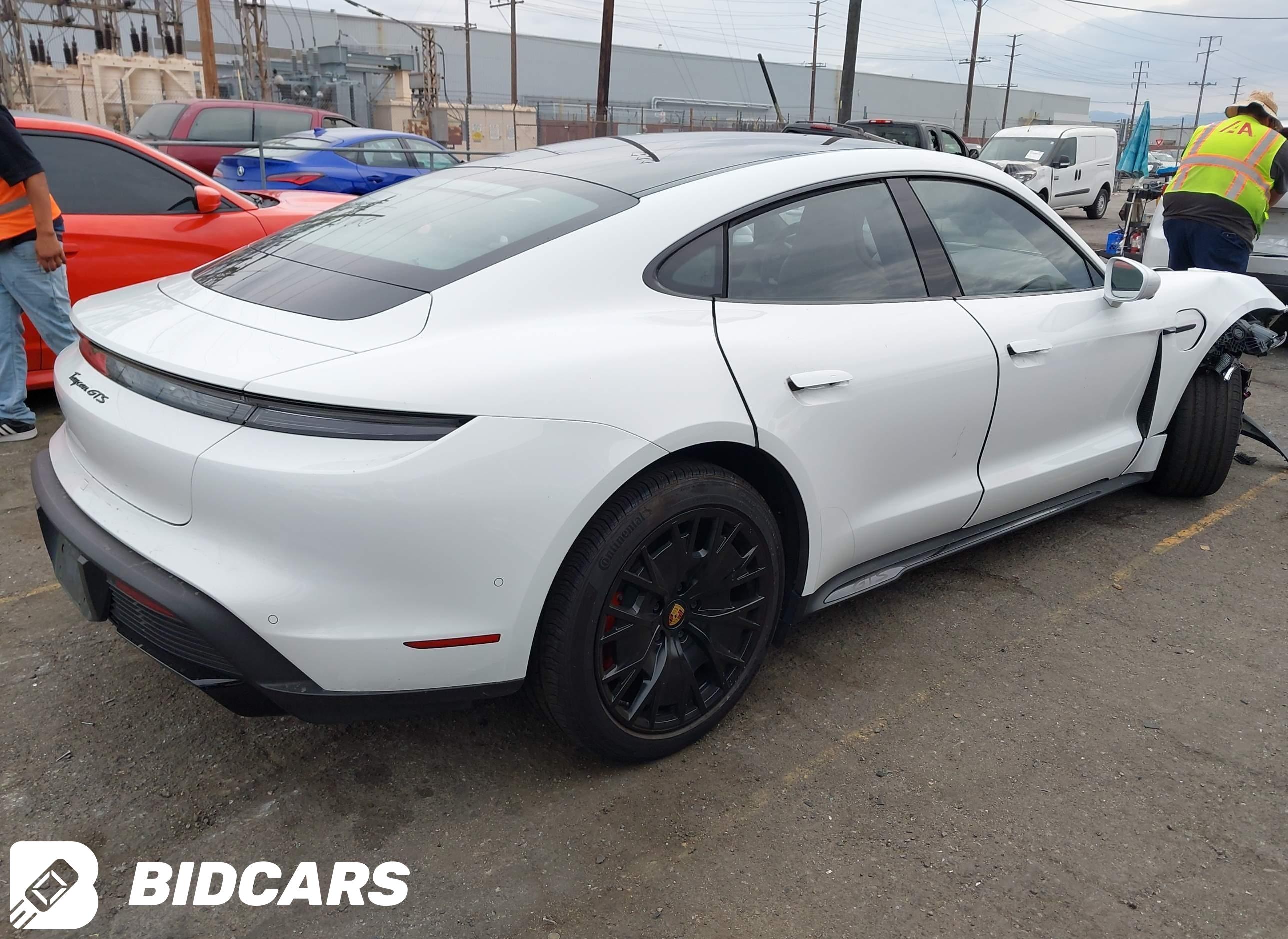 2023 Porsche Taycan, Gts