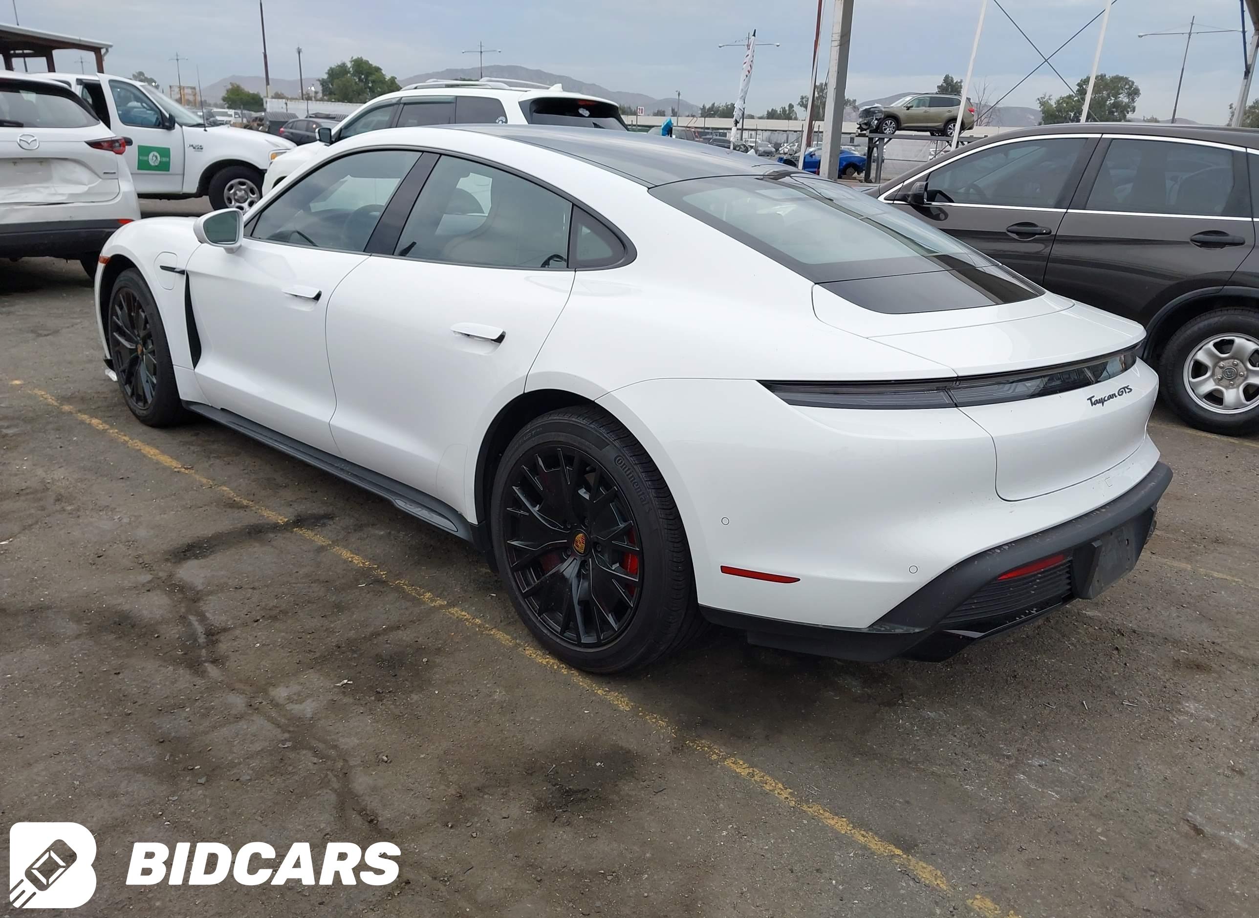 2023 Porsche Taycan, Gts