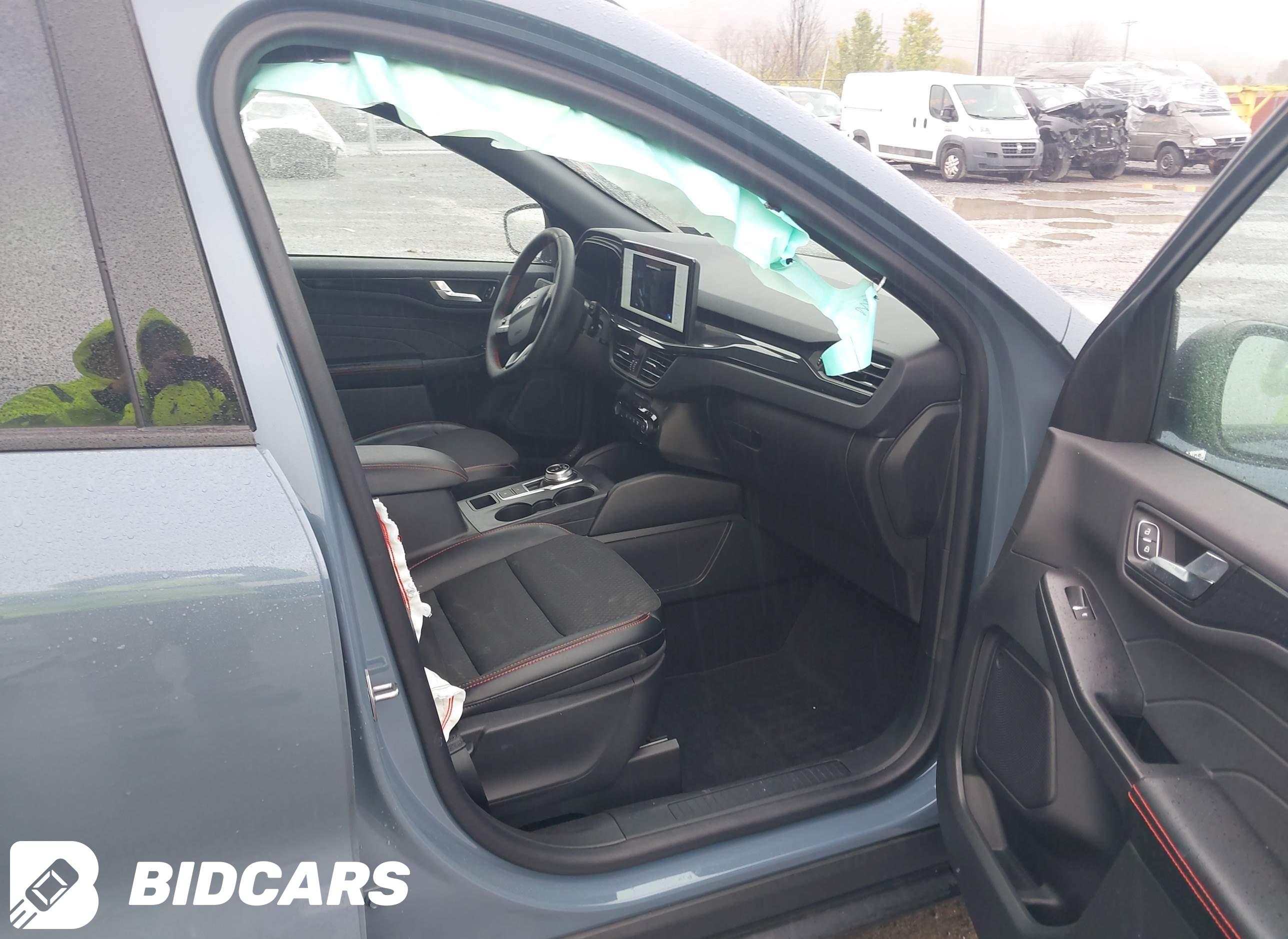 2024 Ford Escape, St-Line