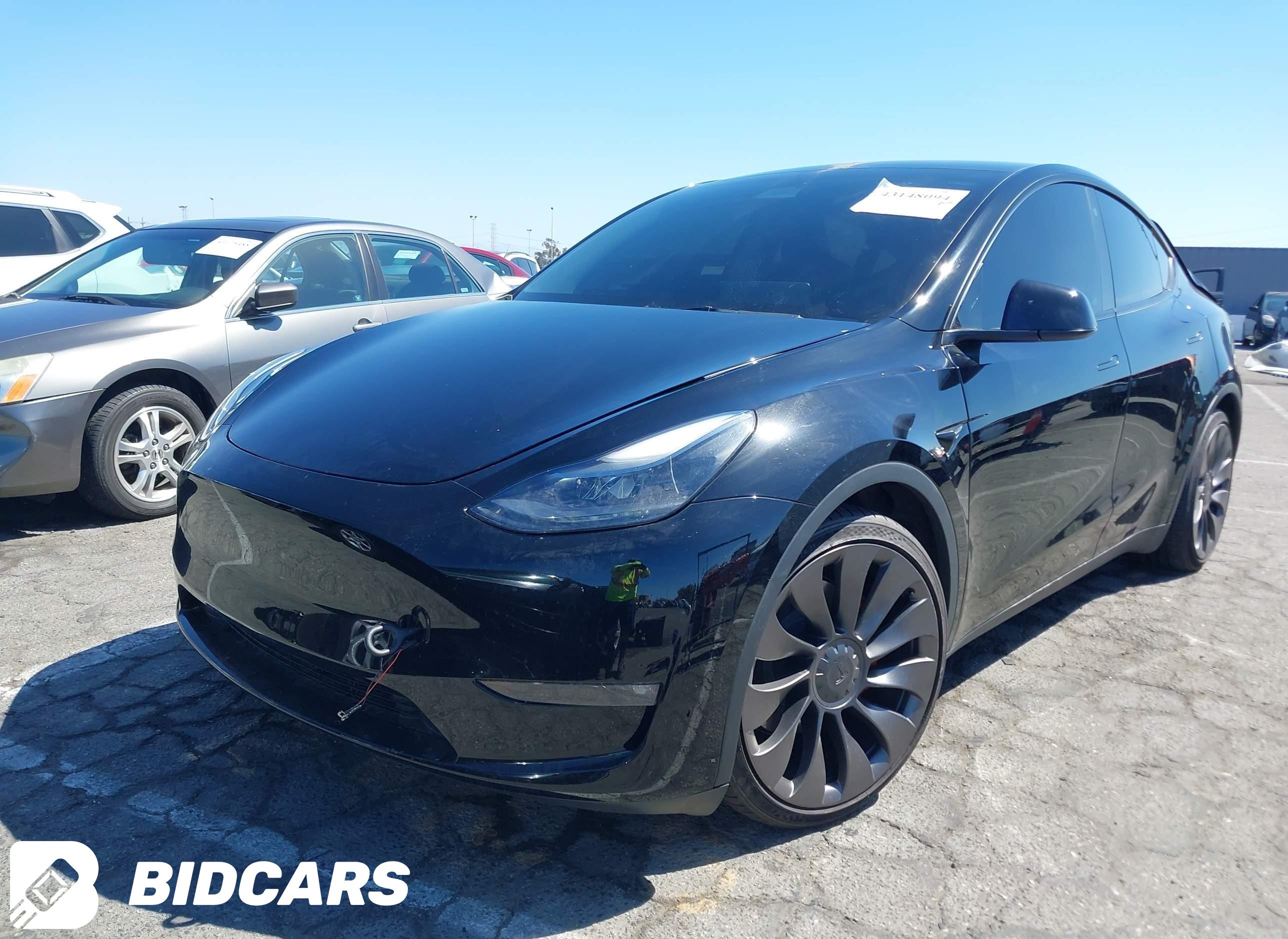 2023 Tesla Model Y, Performan...