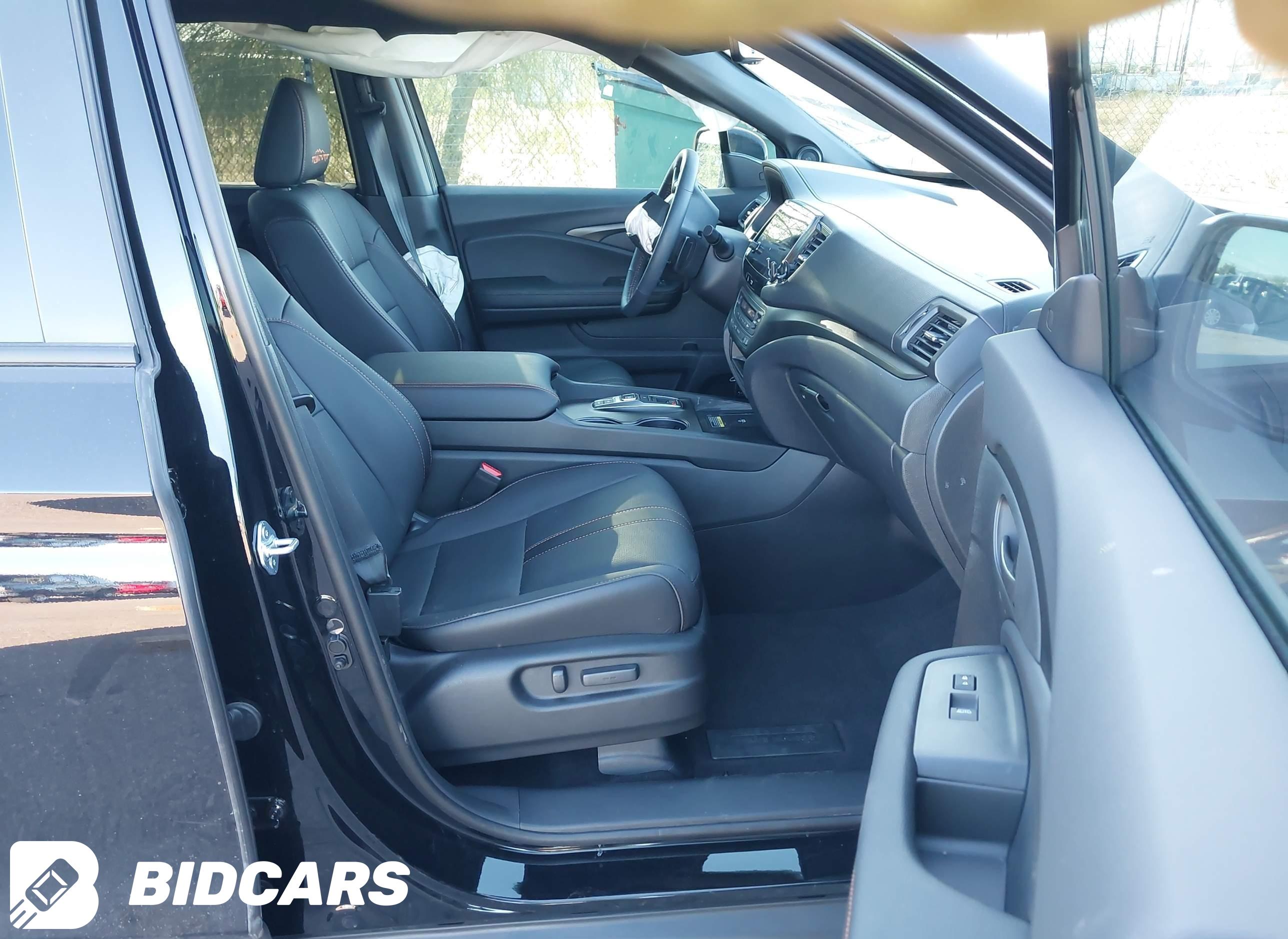 2025 Honda Passport, Awd Trai...