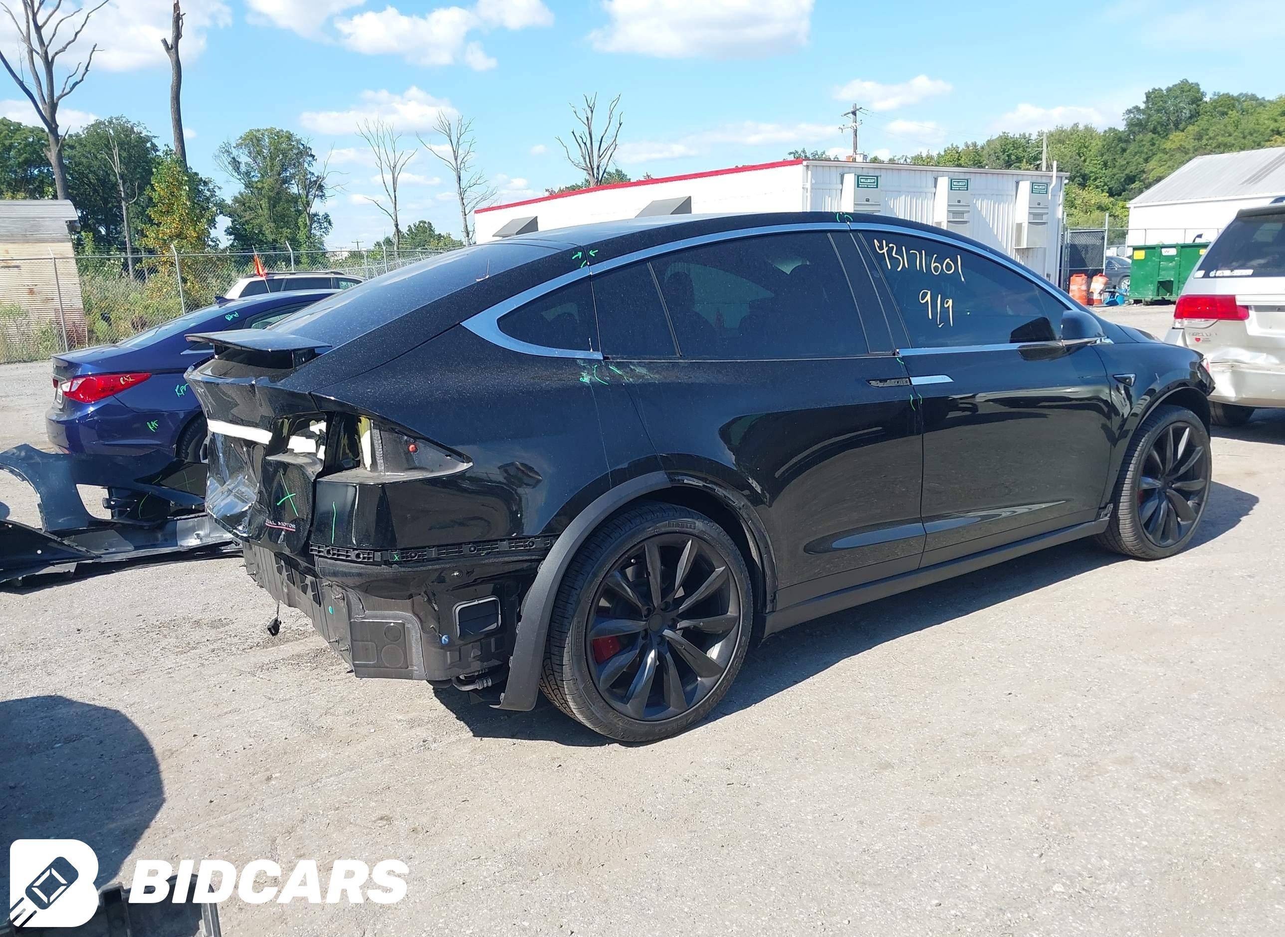 2020 Tesla Model X, Performan...