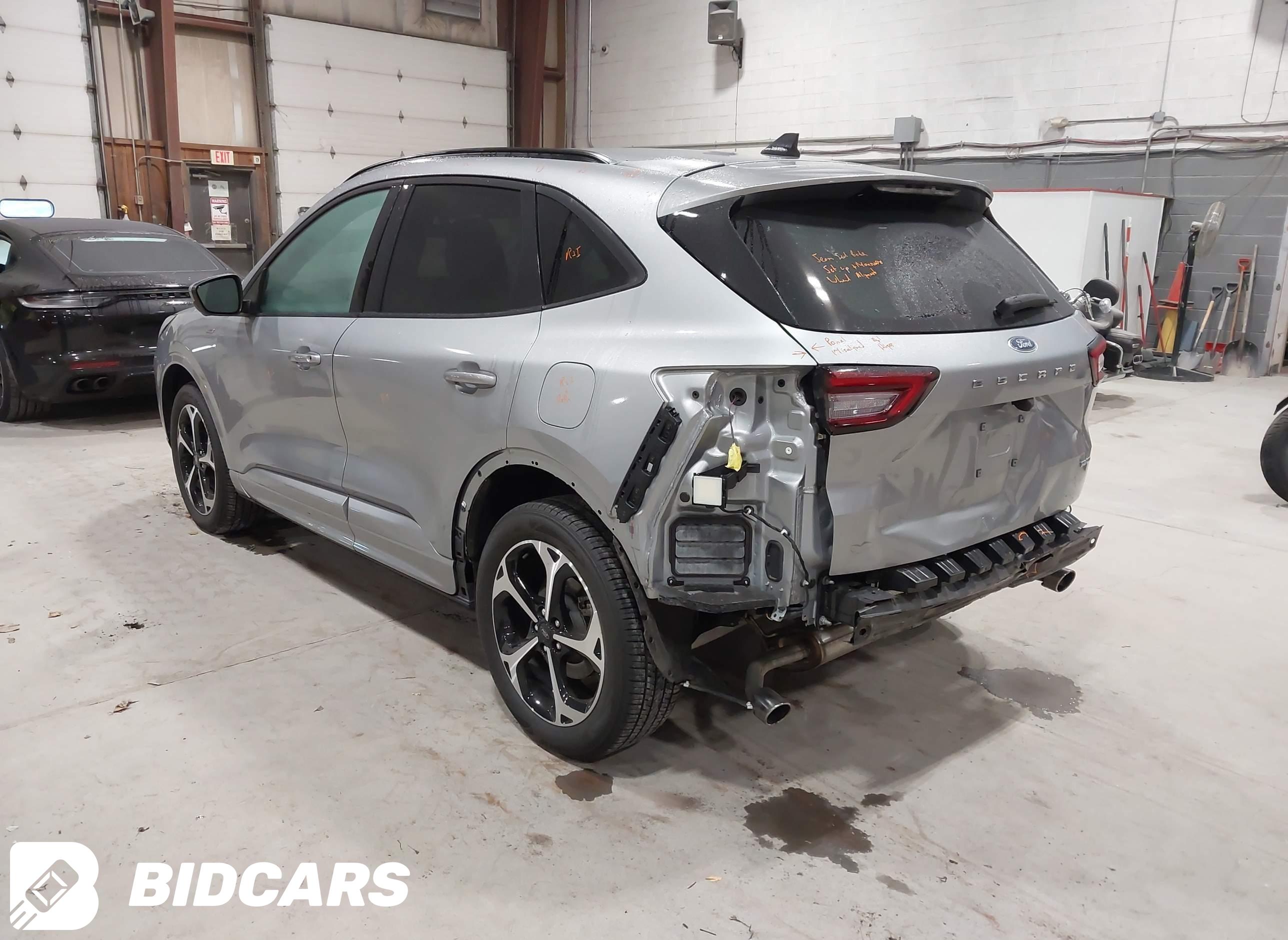 2023 Ford Escape, St-Line Select