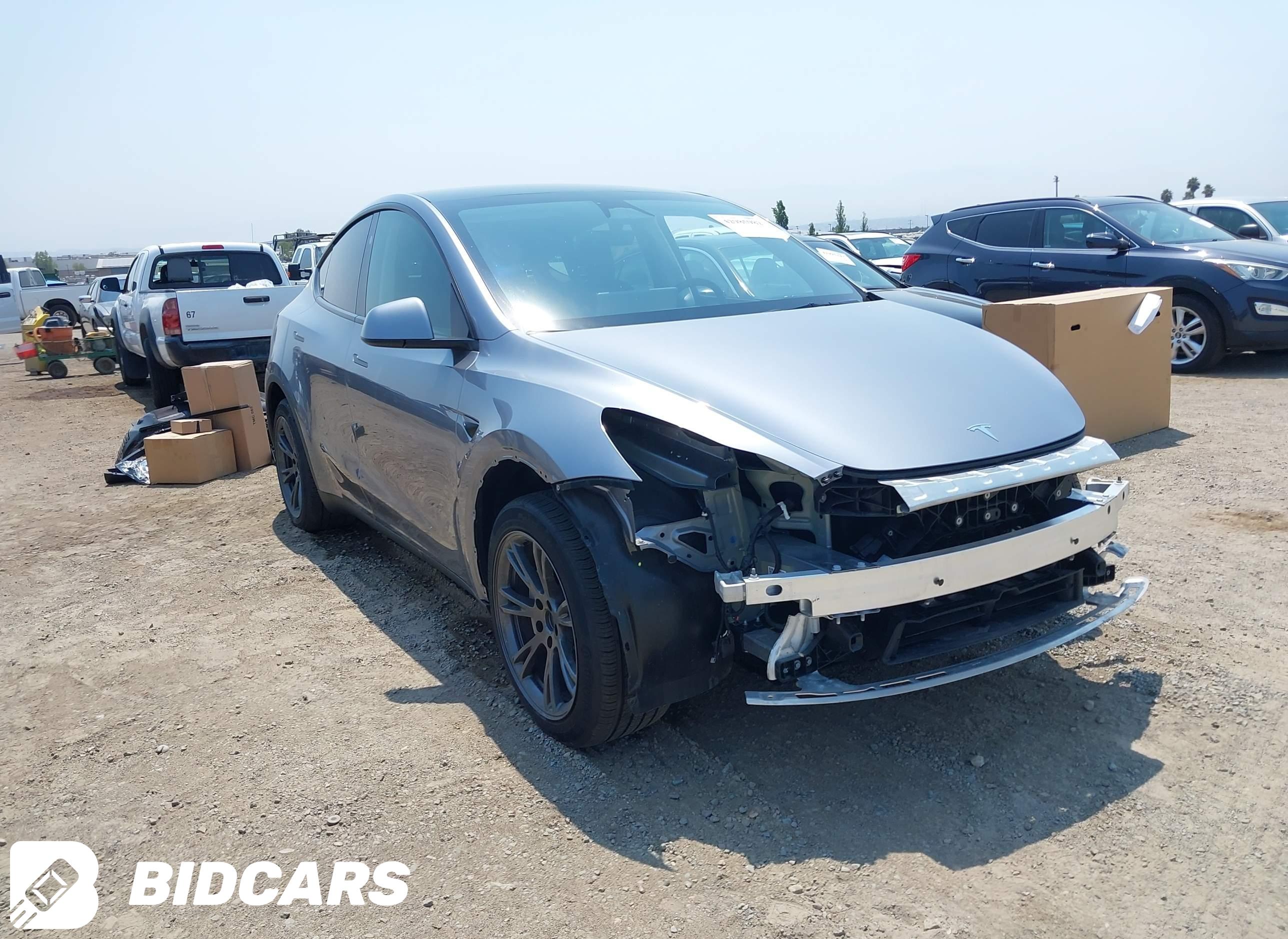 2024 Tesla Model Y, Long Rang...