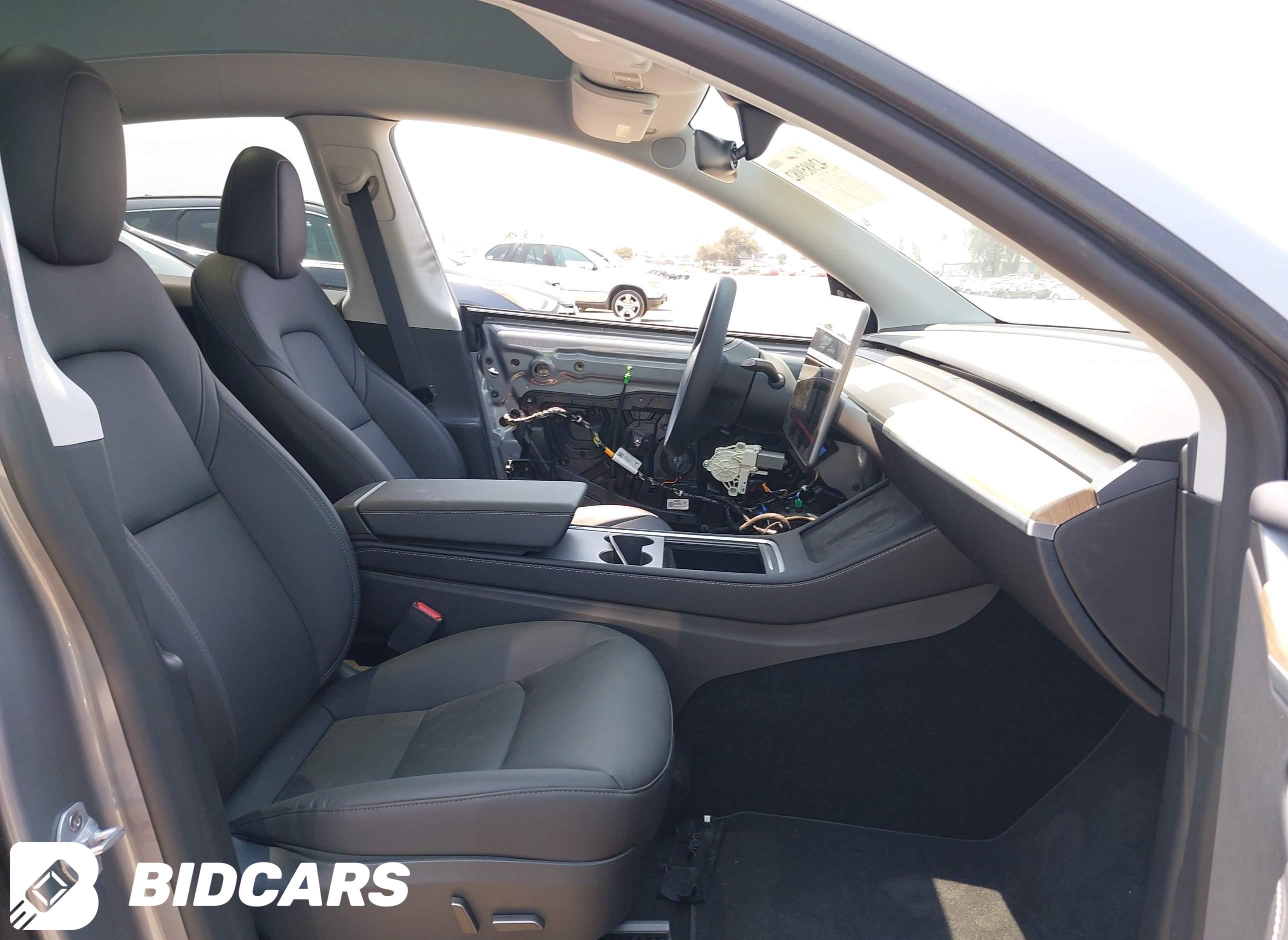 2024 Tesla Model Y, Long Rang...