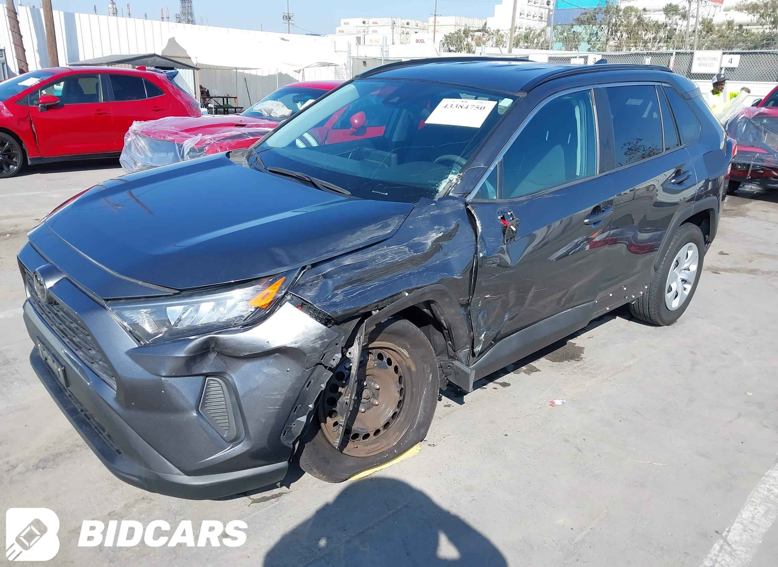 2020 Toyota RAV4, LE