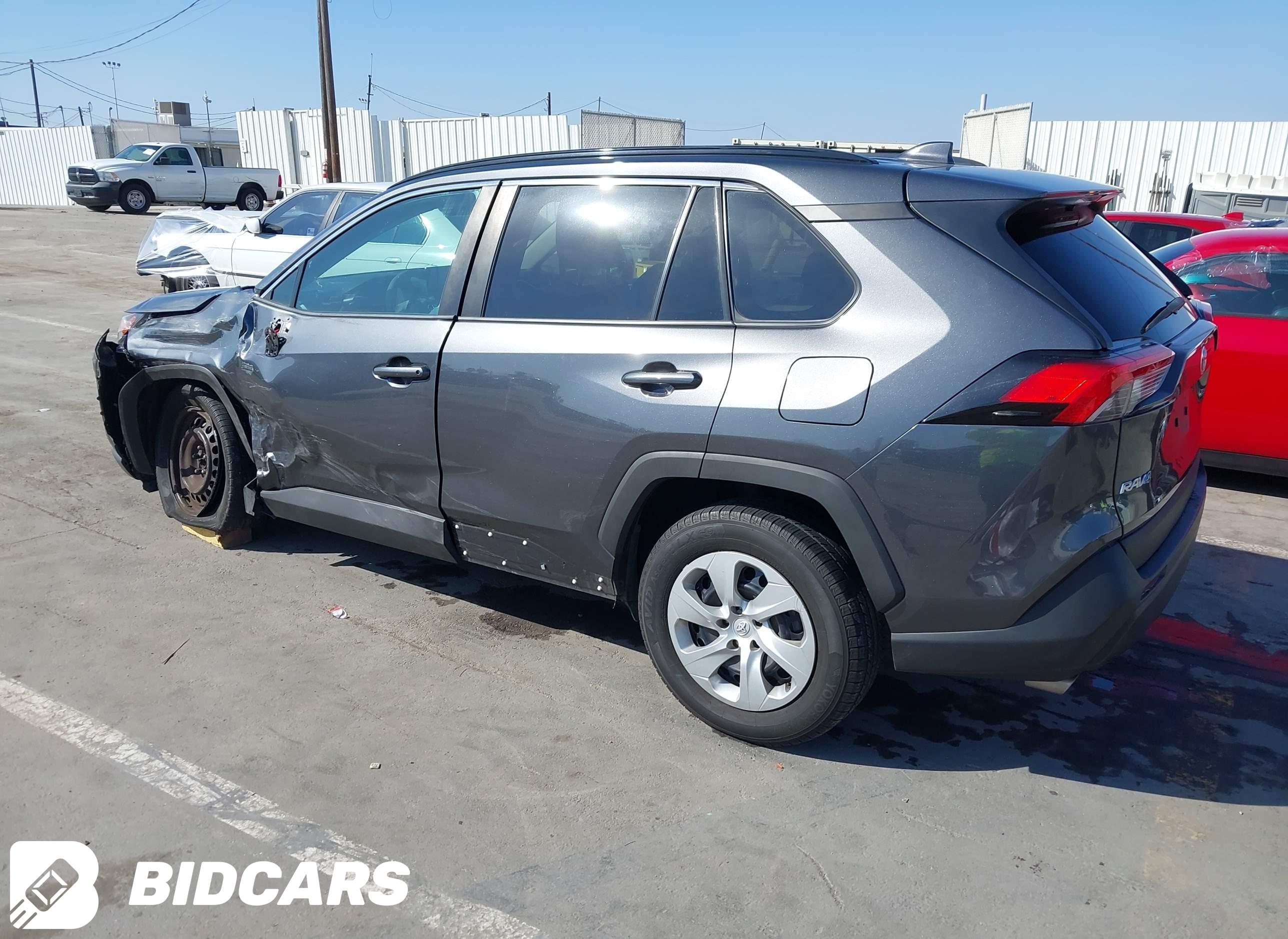 2020 Toyota RAV4, LE