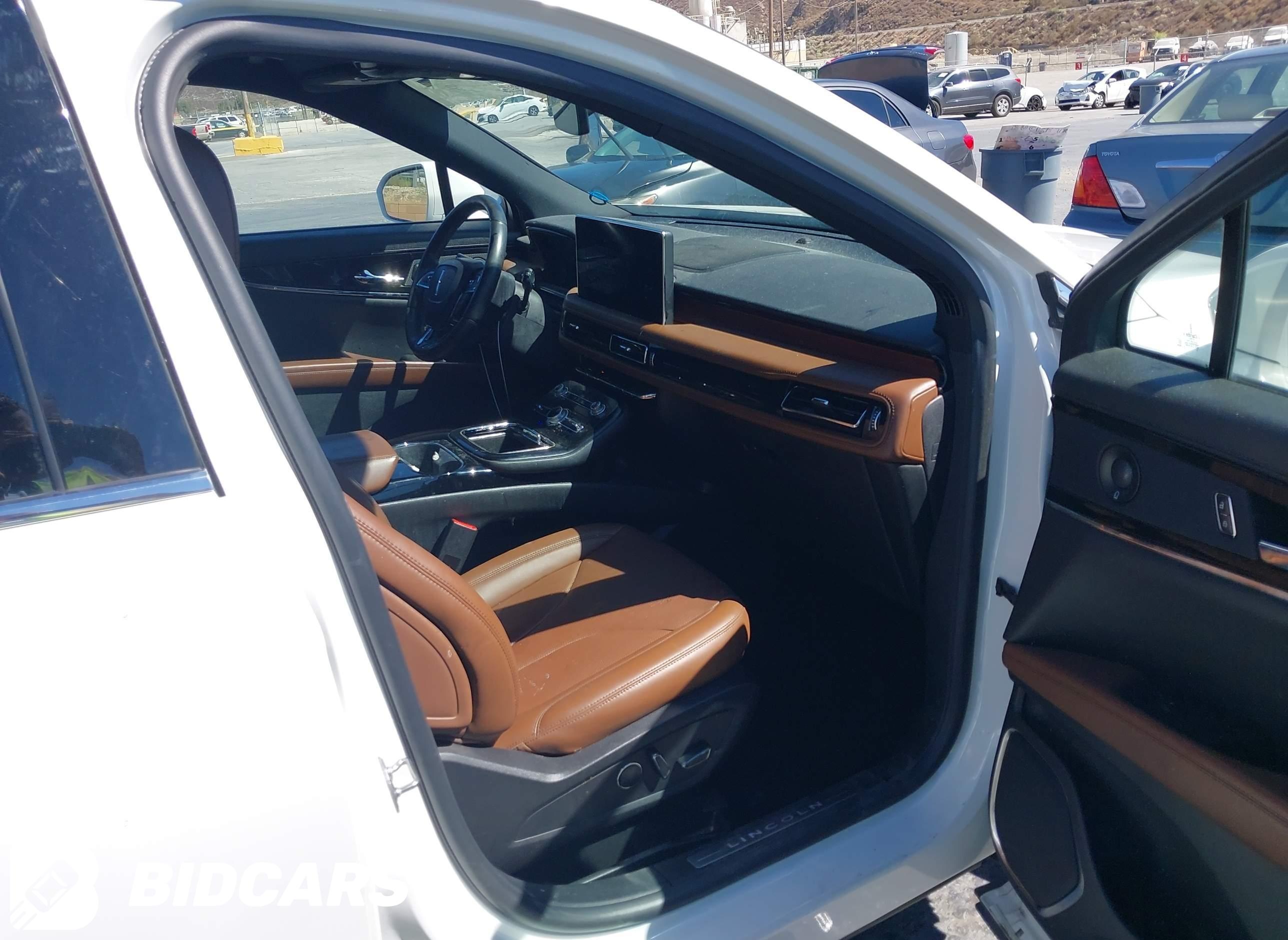 2022 Lincoln Nautilus, Reserve