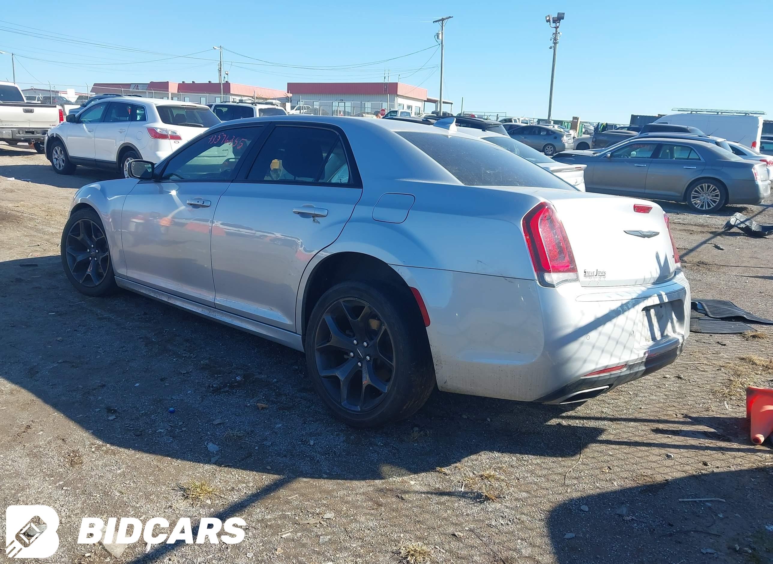 2022 Chrysler 300, Touring L