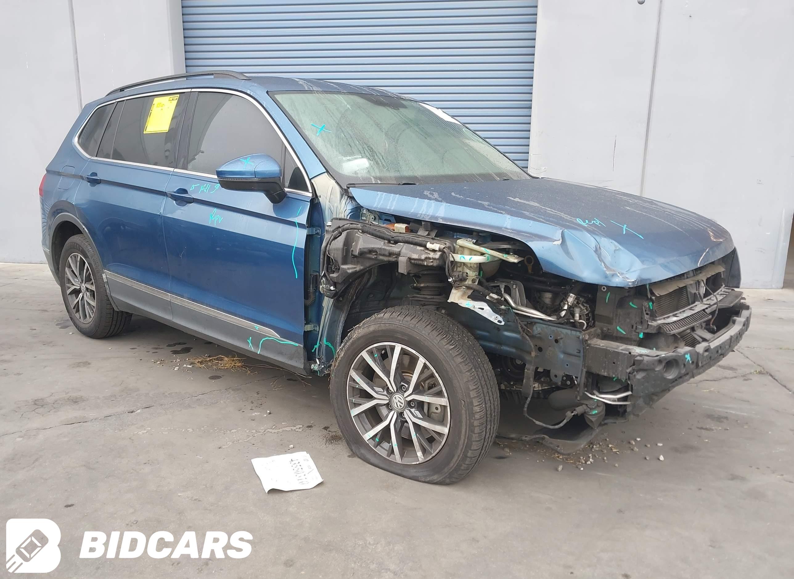 2020 Volkswagen Tiguan, 2.0T...