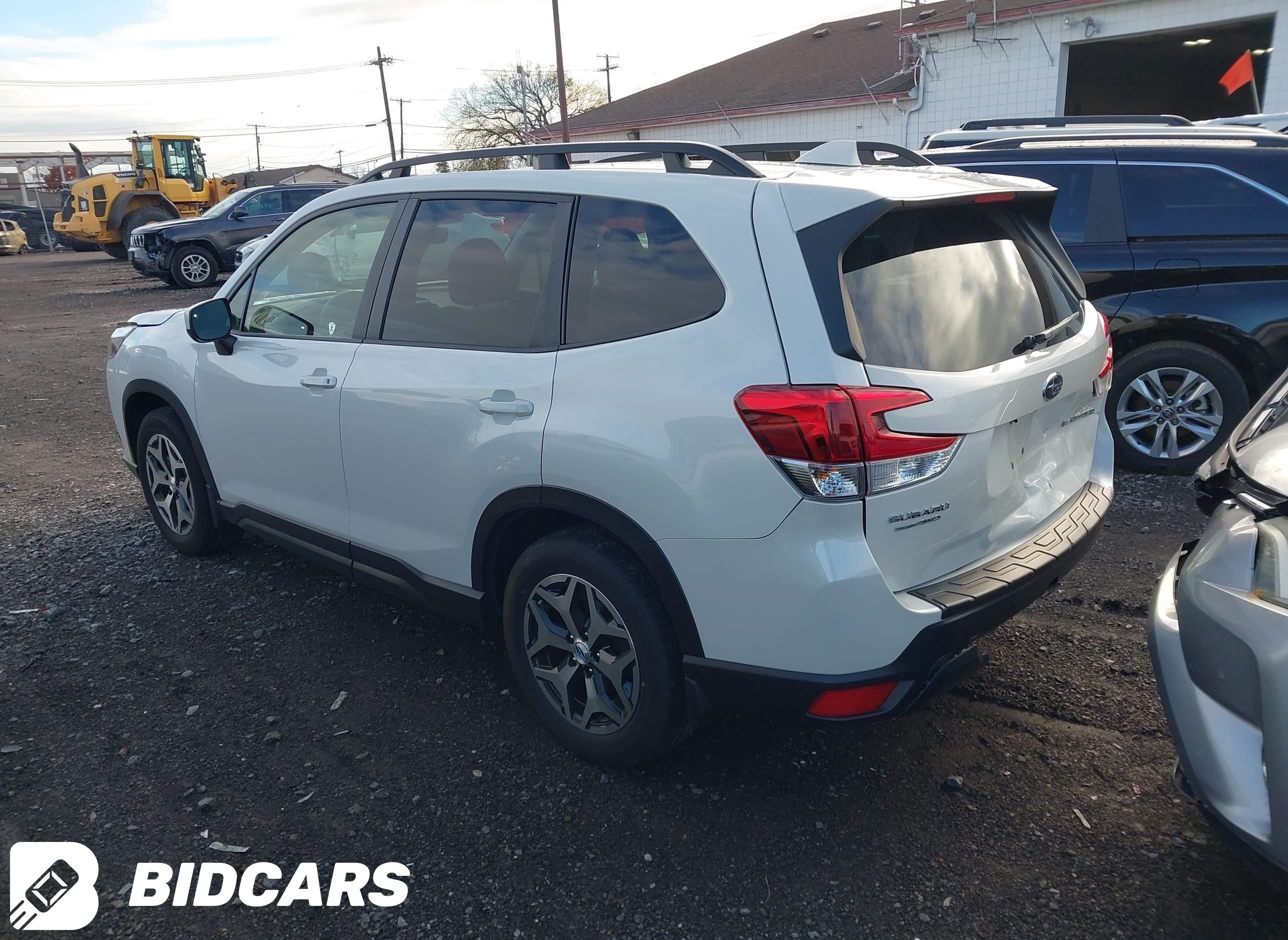 2023 Subaru Forester, Premium