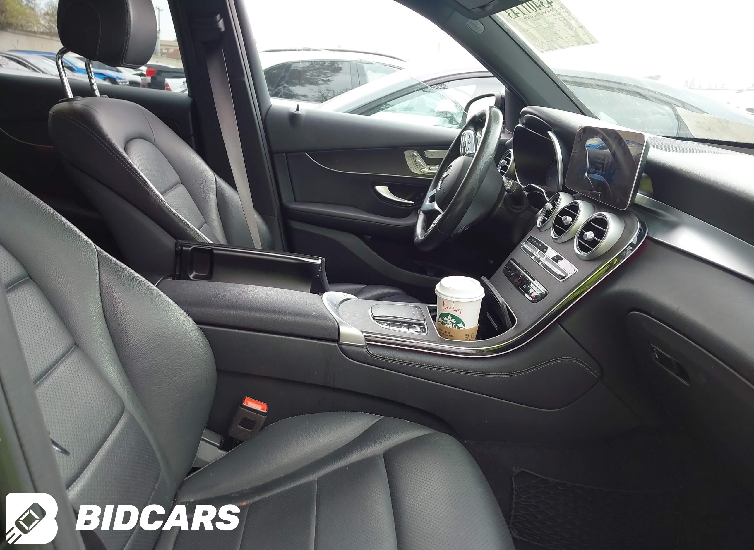 2020 Mercedes-Benz GLC 300