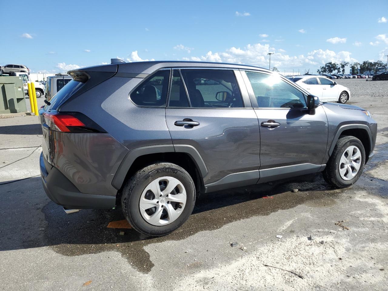 2024 Toyota RAV4, LE