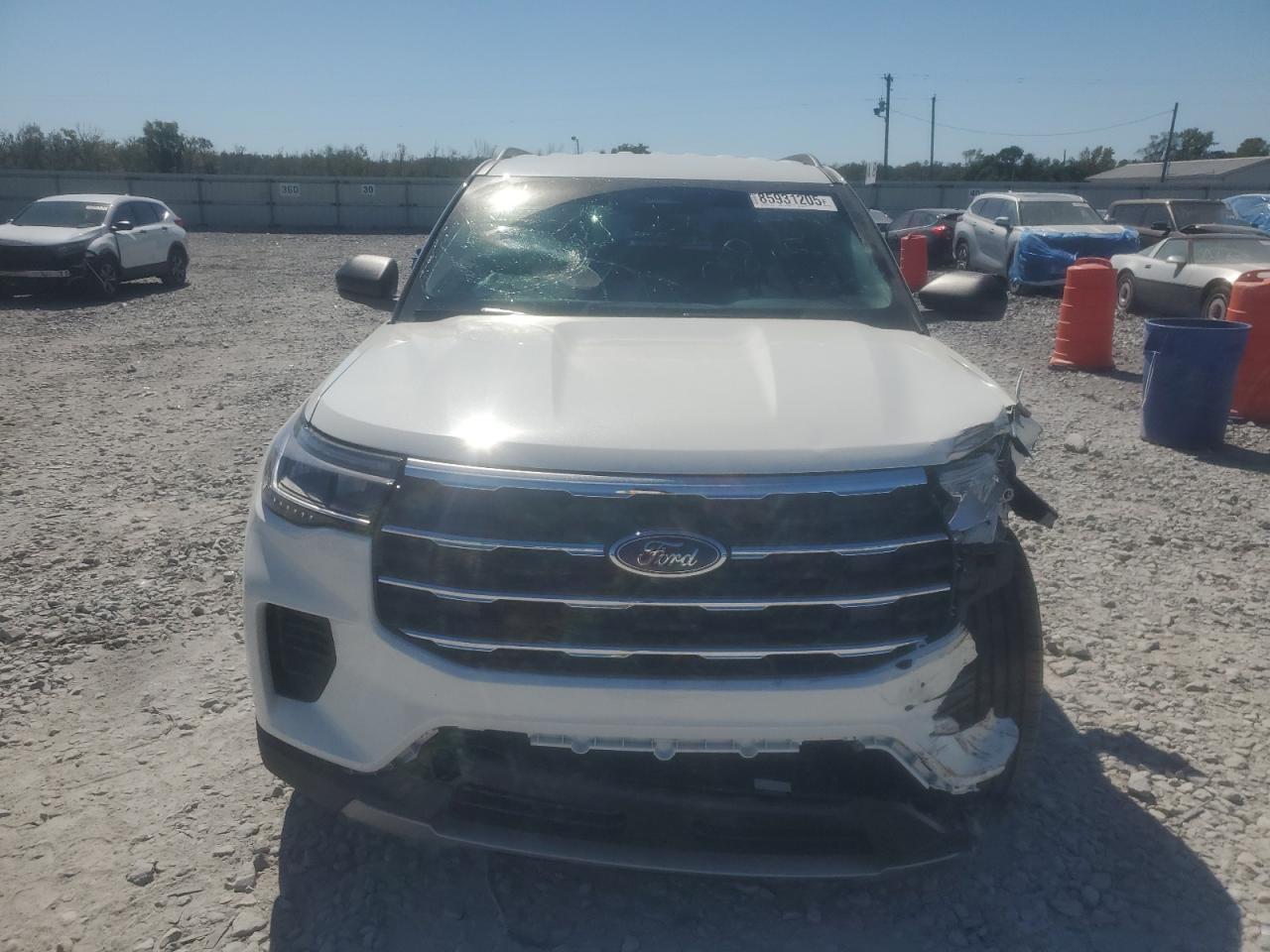 2025 Ford Explorer, Active