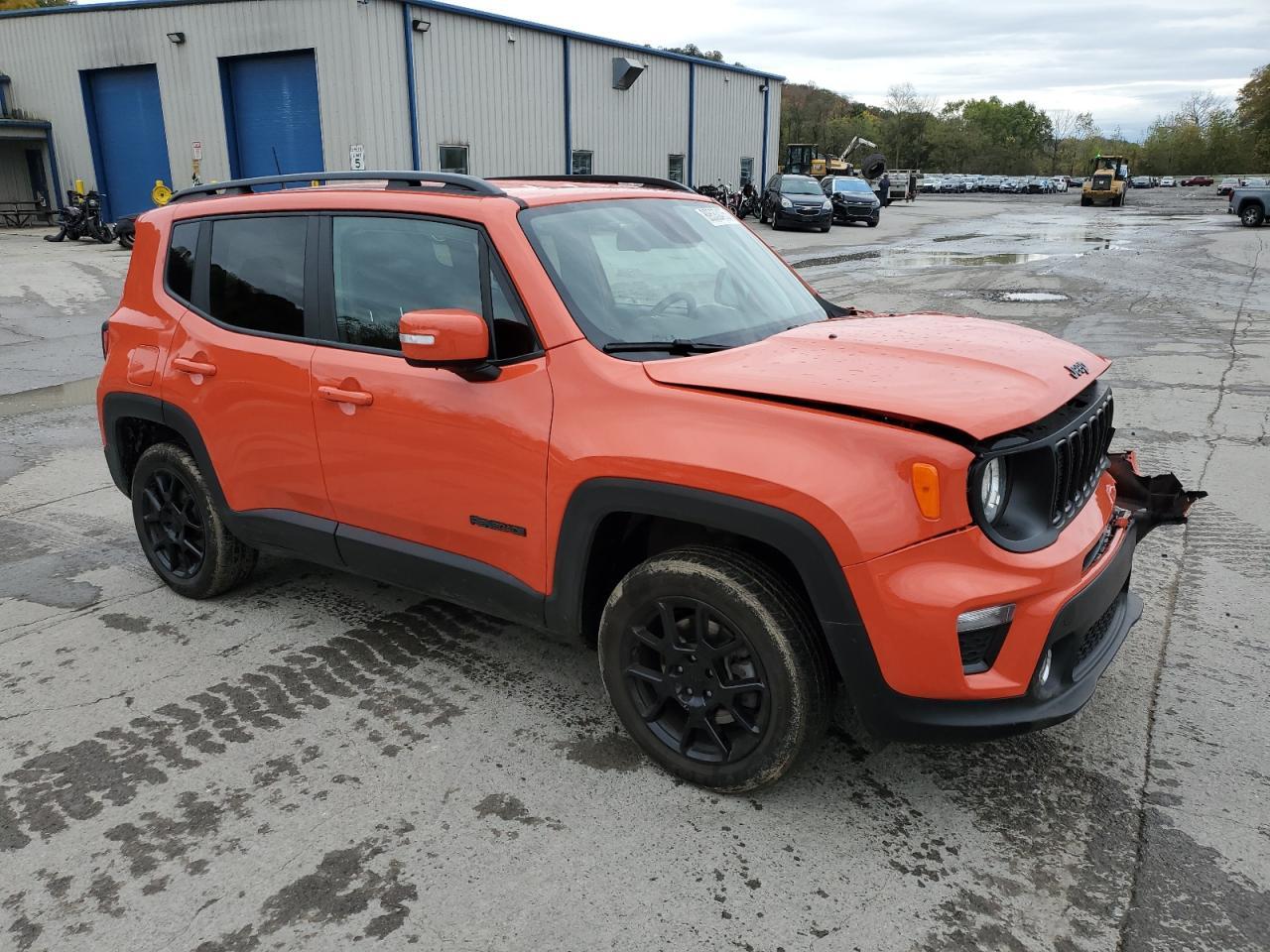 2020 Jeep Renegade, Latitude