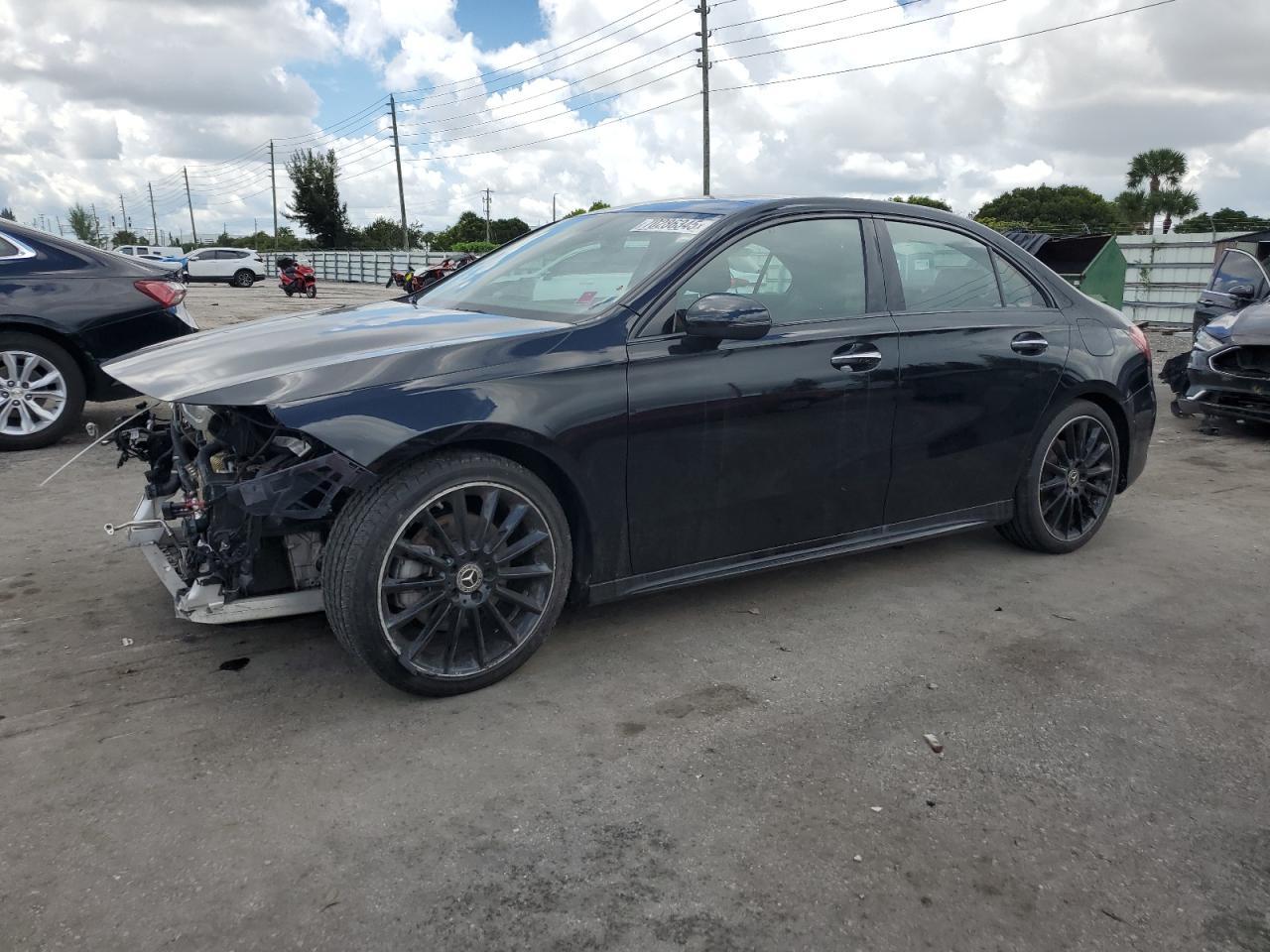 2022 Mercedes-Benz A-Class, 220