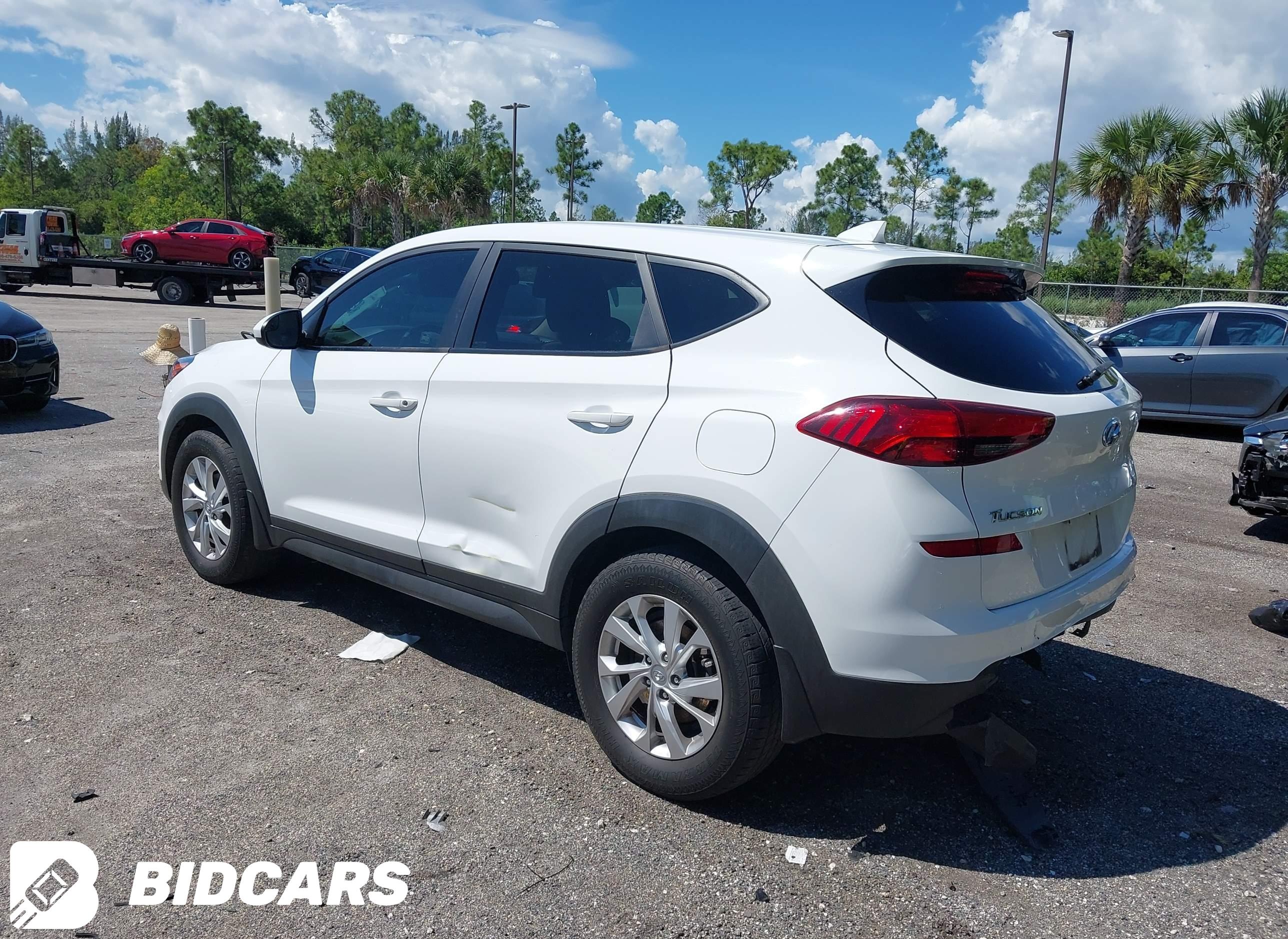 2021 Hyundai Tucson, SE