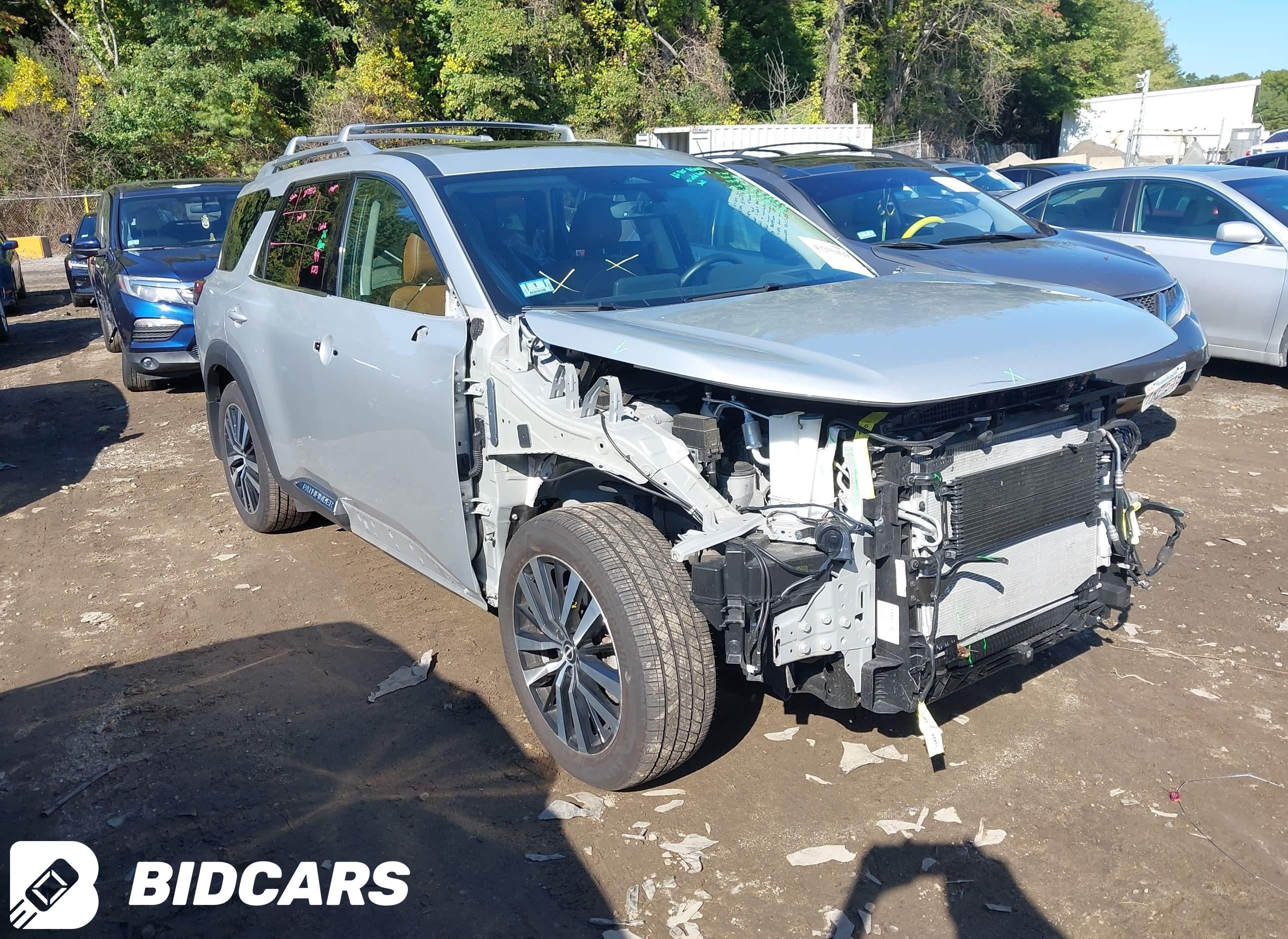 2023 Nissan Pathfinder, Plati...