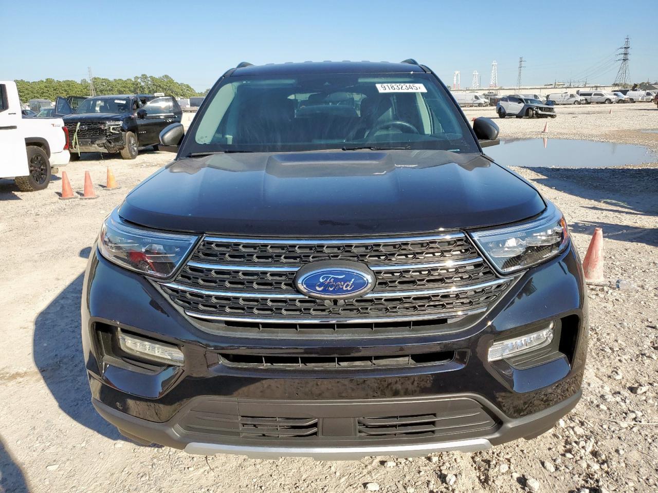 2024 Ford Explorer, Xlt