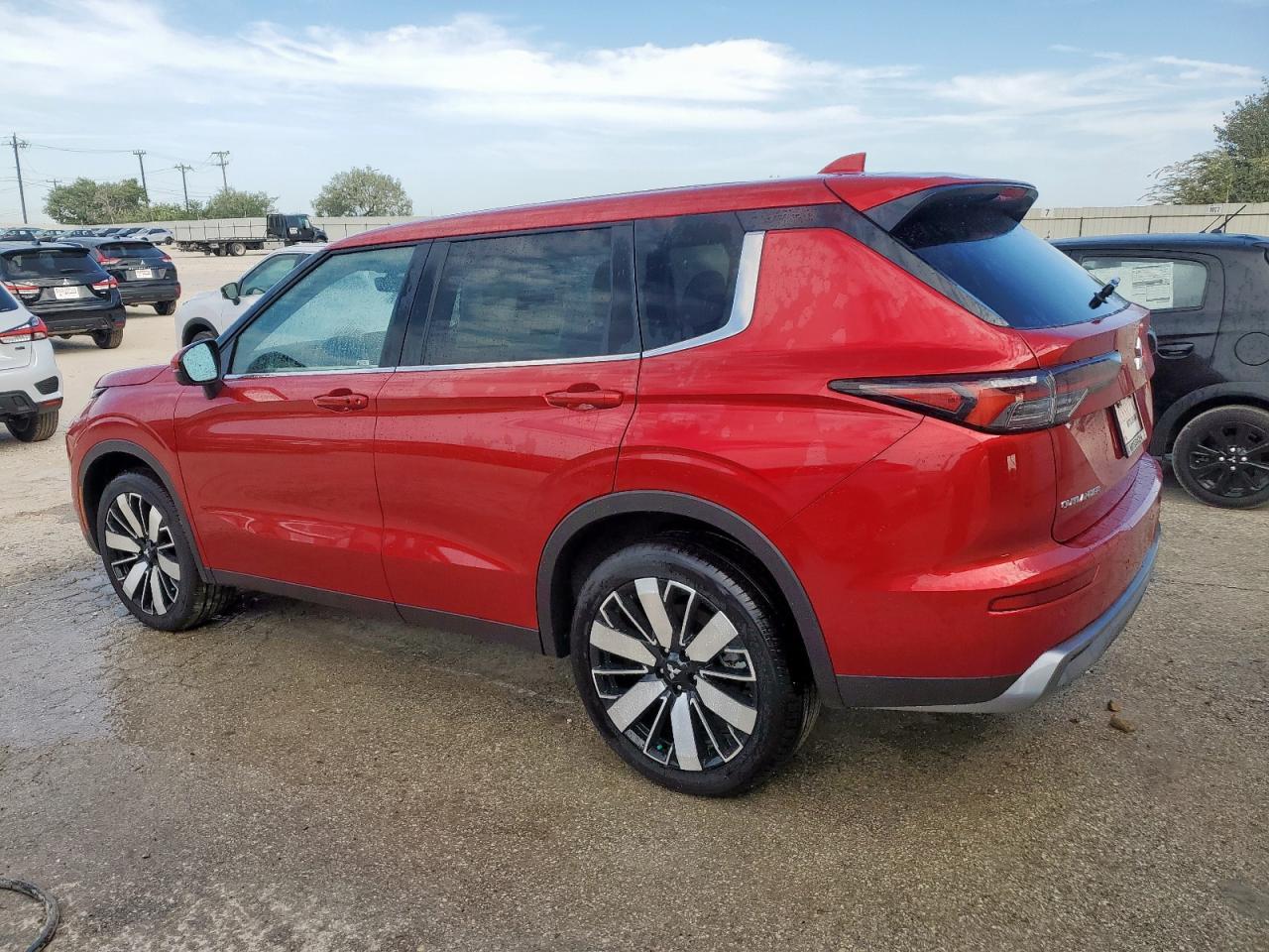 2025 Mitsubishi Outlander, SE