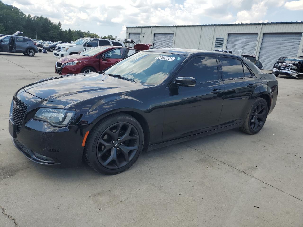 2021 Chrysler 300, S