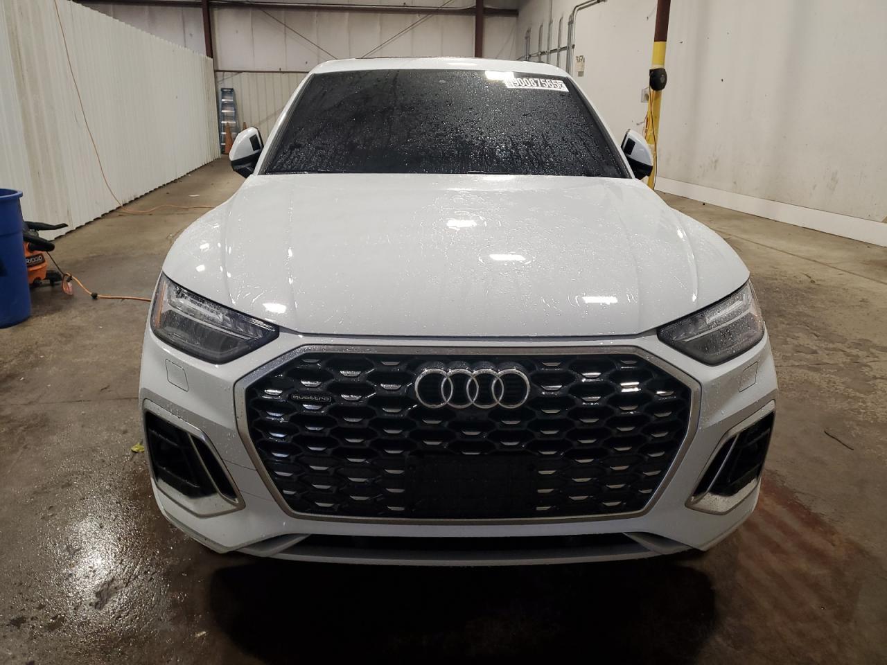 2022 Audi Q5, Sportback Prest...