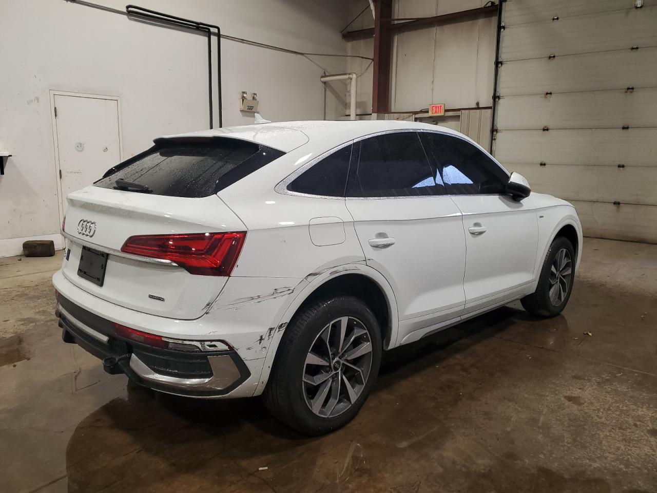 2022 Audi Q5, Sportback Prest...