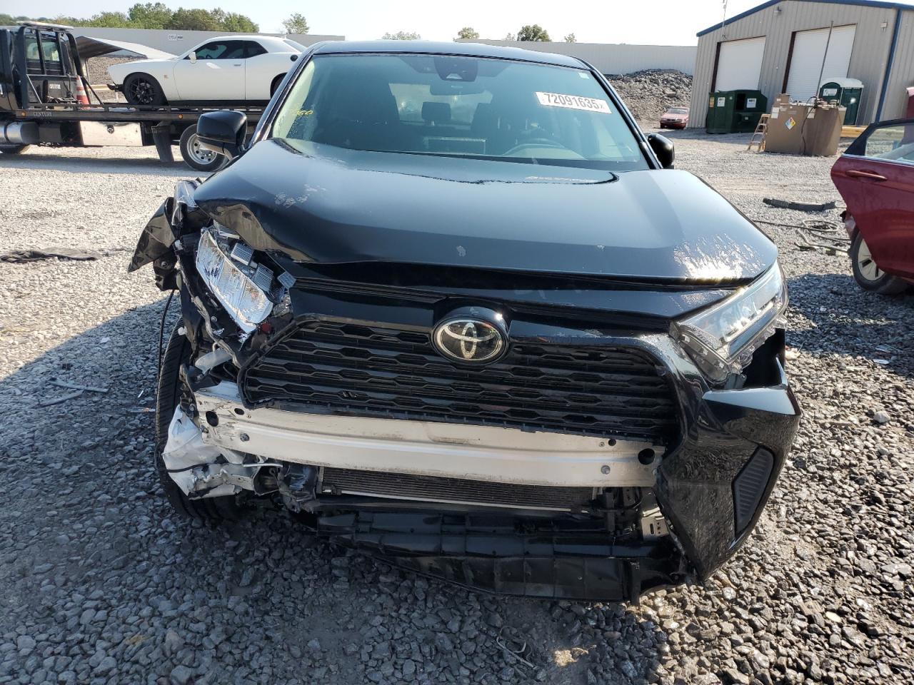 2022 Toyota RAV4, LE