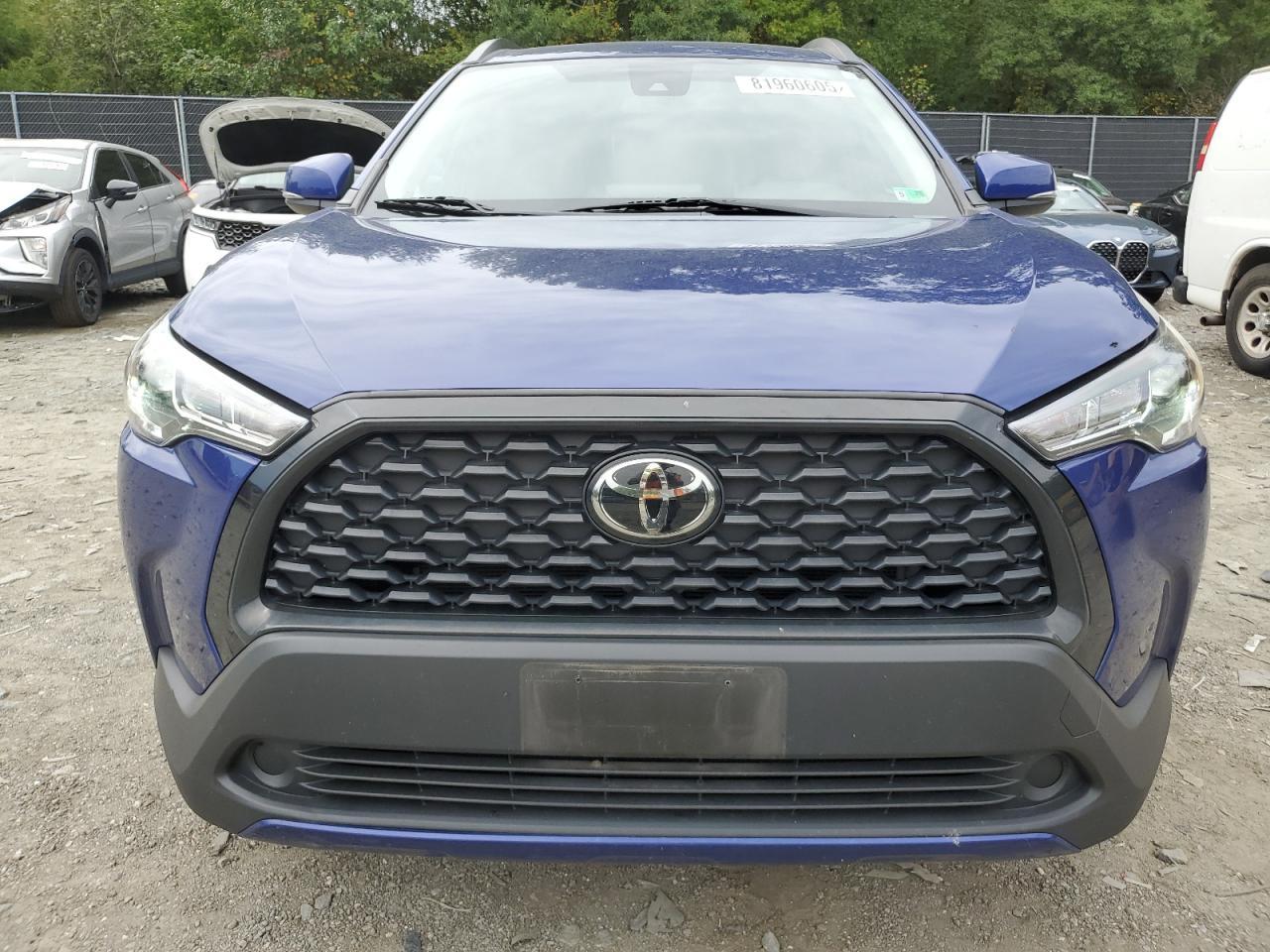 2022 Toyota Corolla, LE