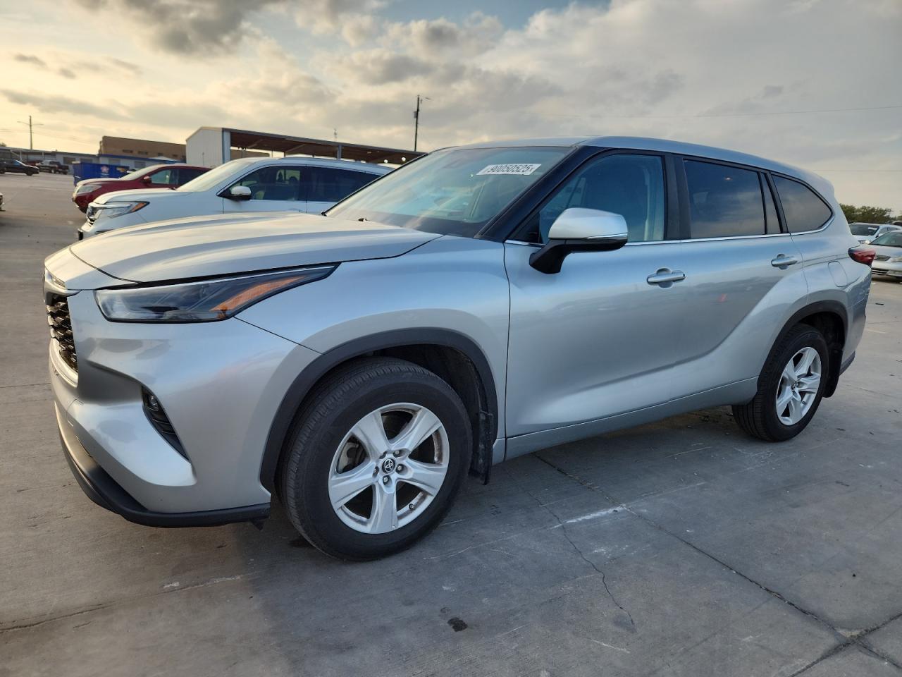 2023 Toyota Highlander, L