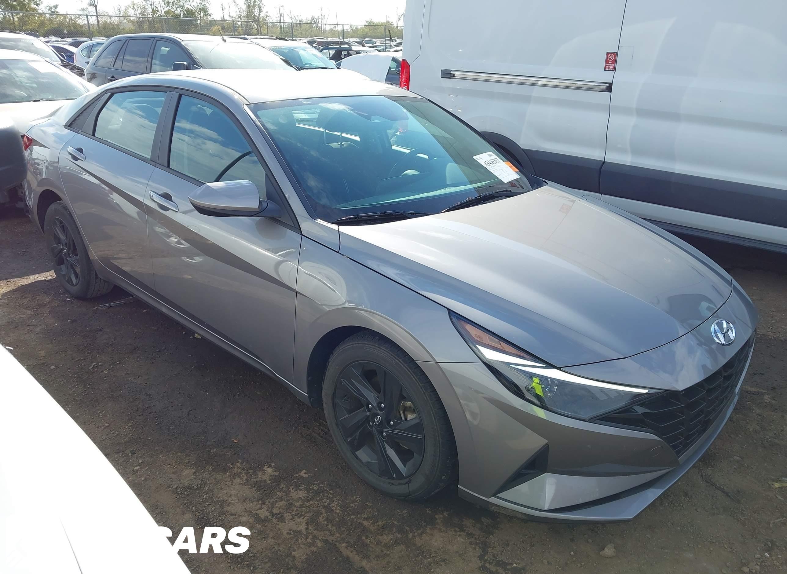 2022 Hyundai Elantra, Sel