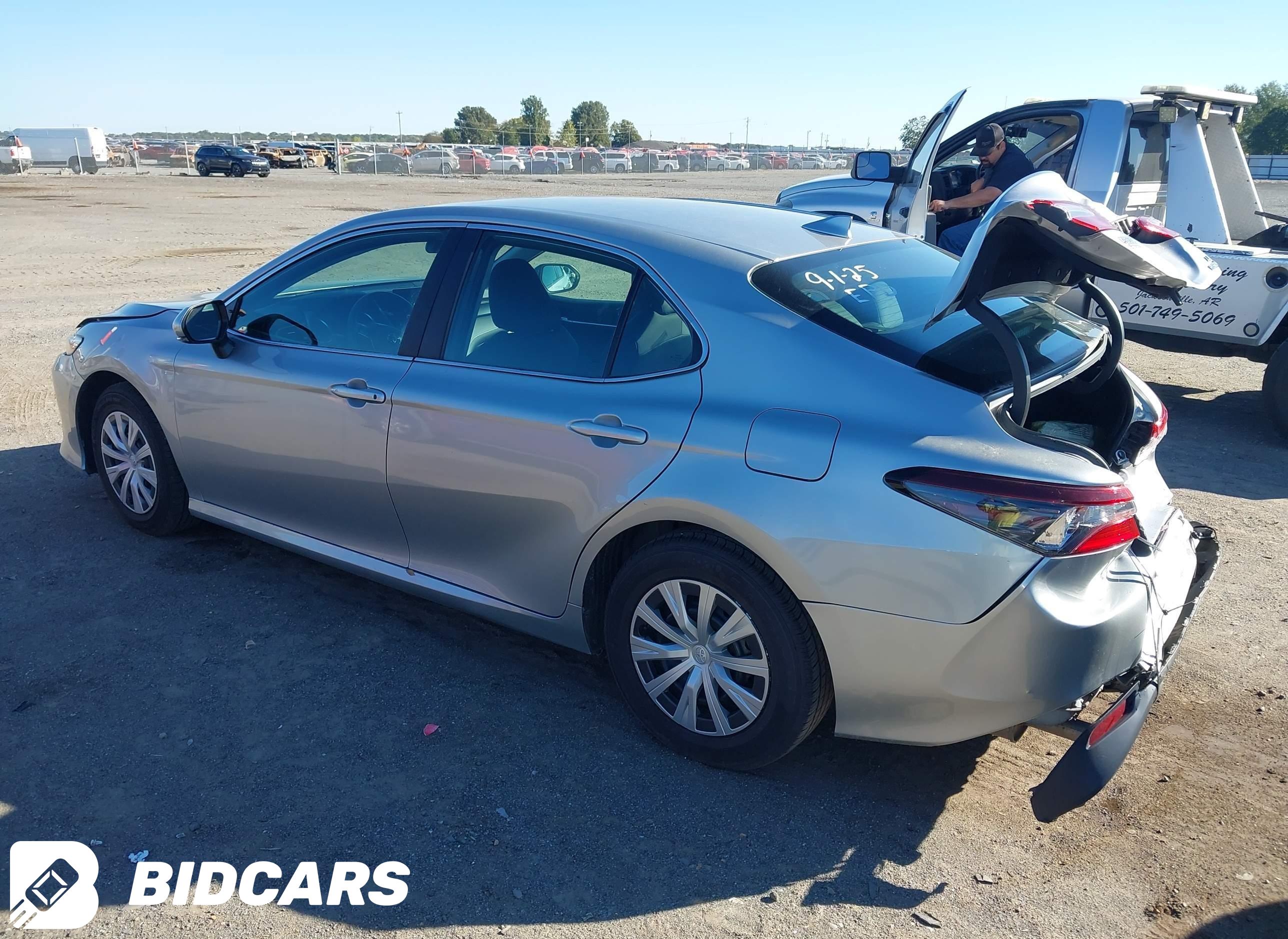2023 Toyota Camry, Le Hybrid