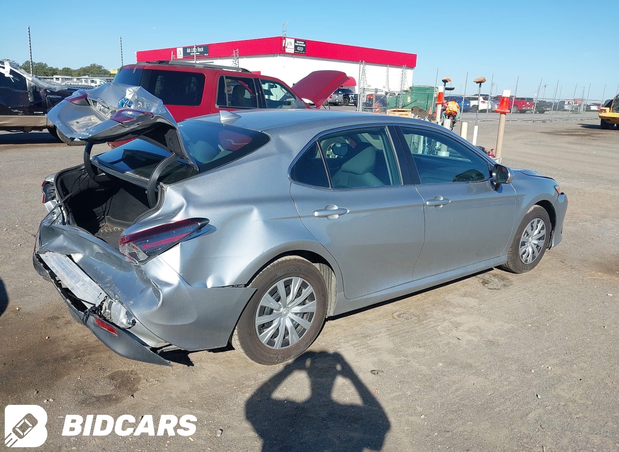 2023 Toyota Camry, Le Hybrid