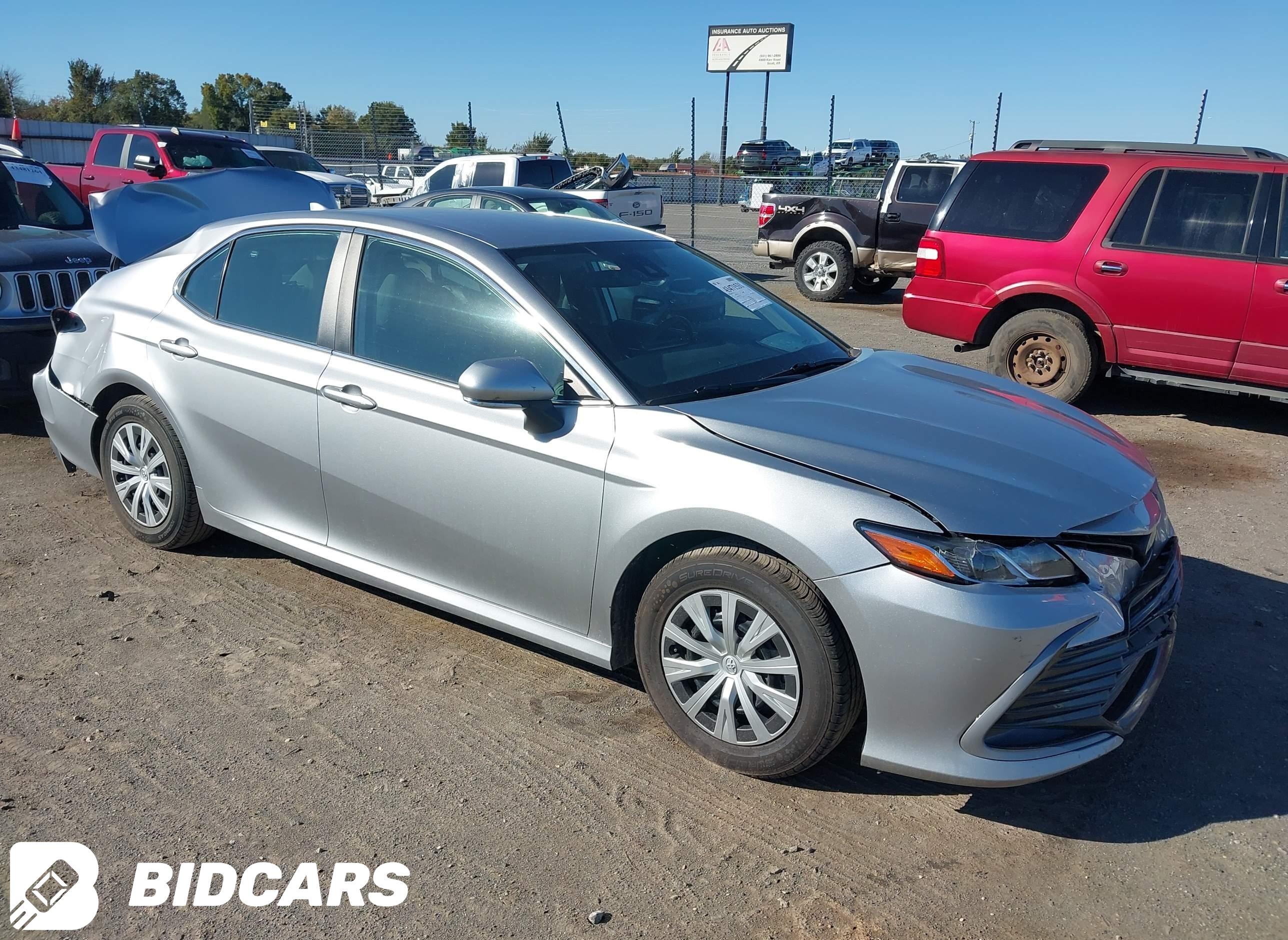 2023 Toyota Camry, Le Hybrid