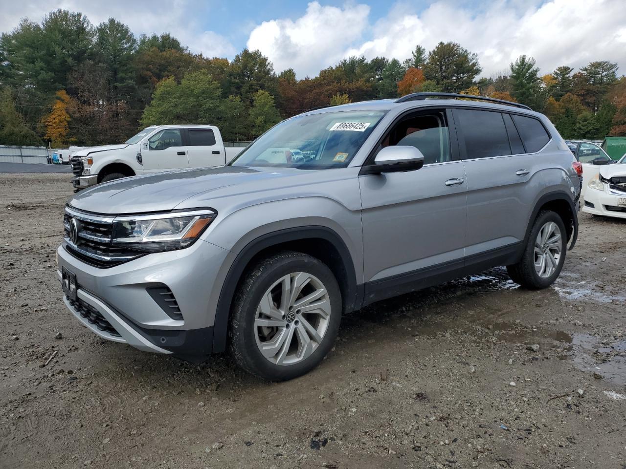 2022 Volkswagen Atlas, SE