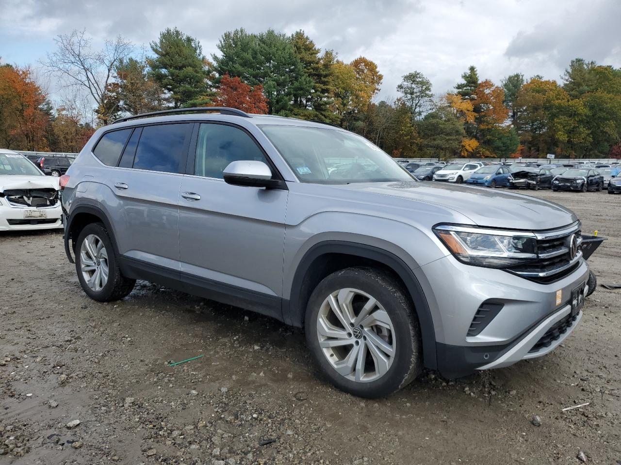 2022 Volkswagen Atlas, SE