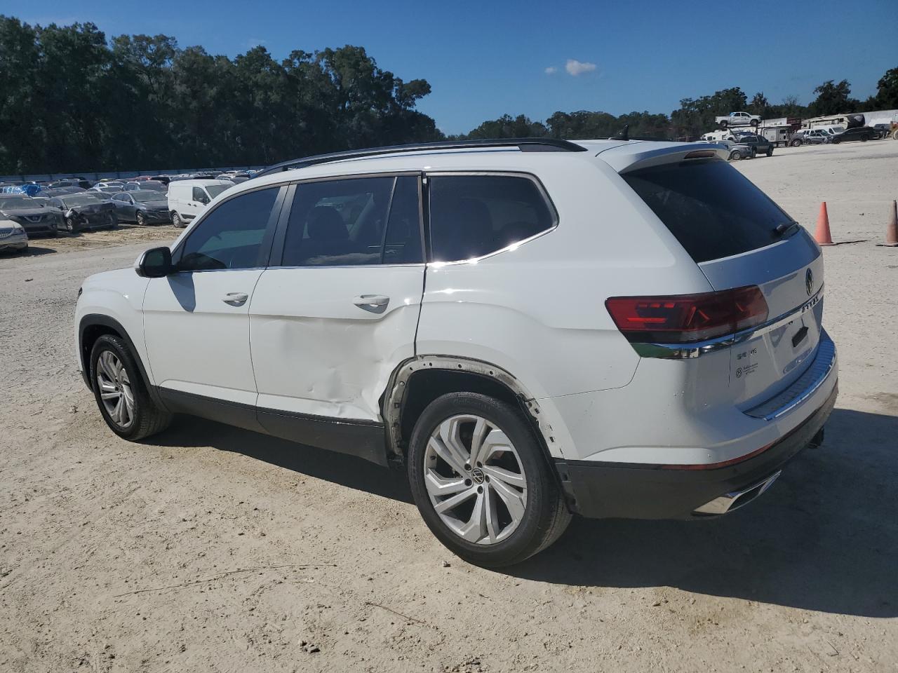 2021 Volkswagen Atlas, SE