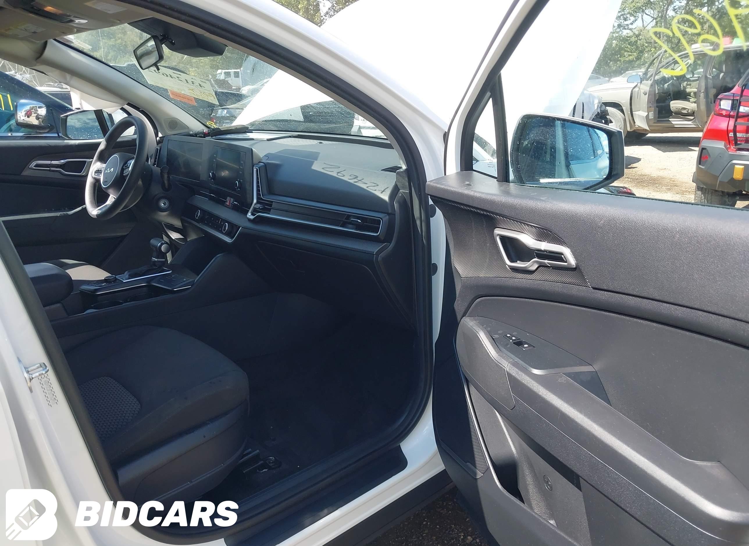 2025 KIA Sportage, LX