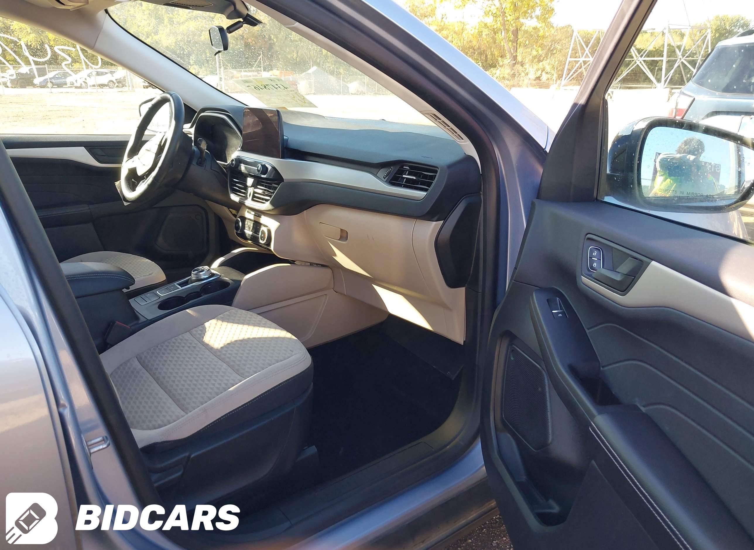 2022 Ford Escape, SE