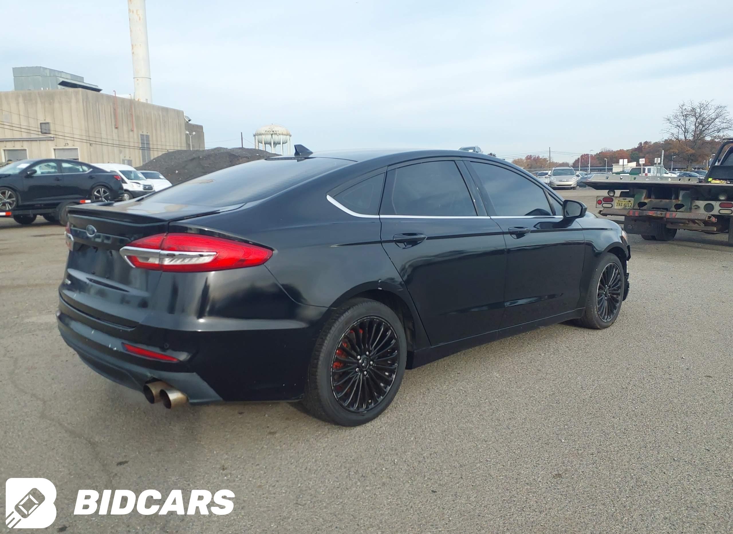 2020 Ford Fusion, SE