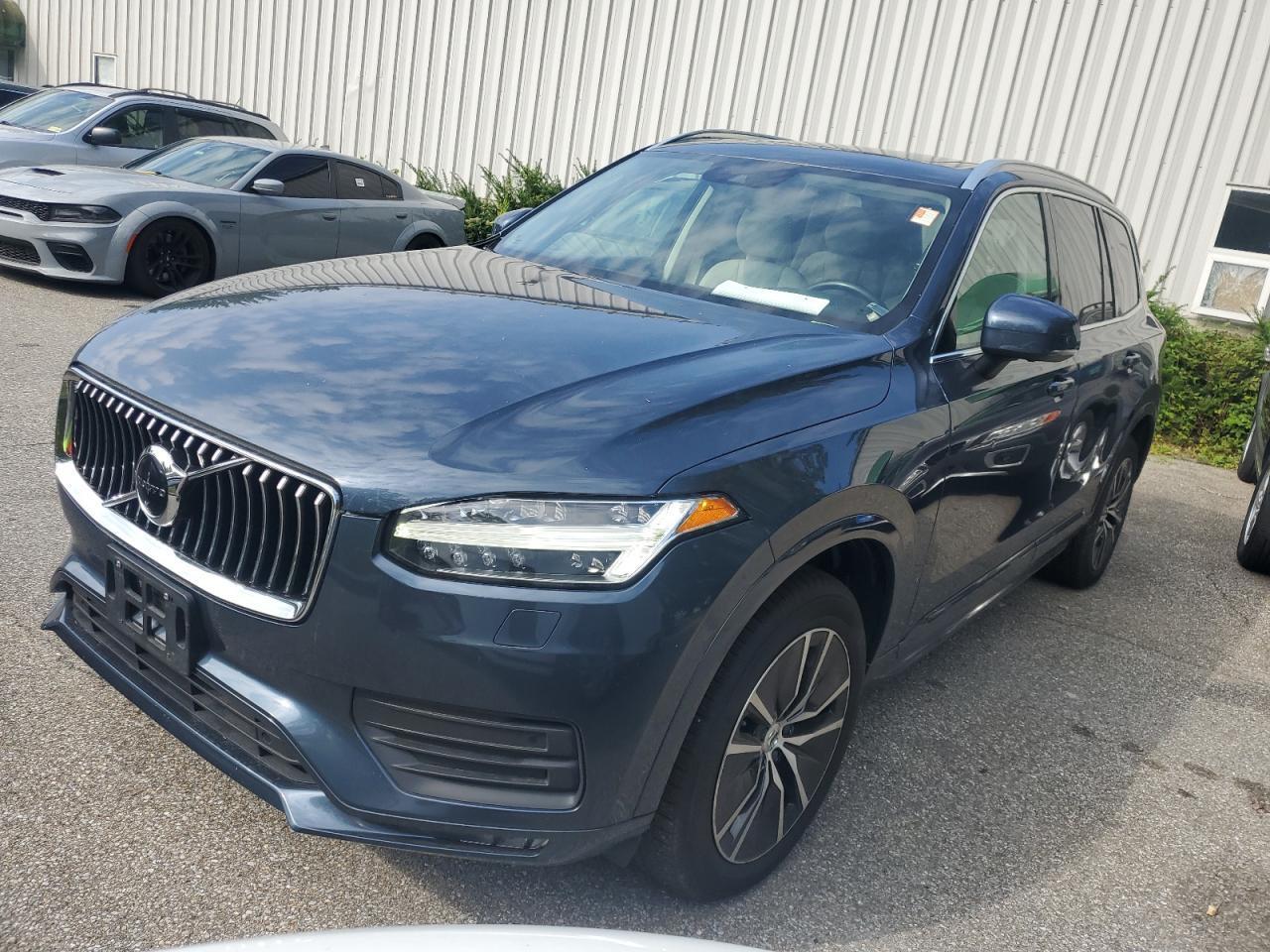2020 Volv XC90, T6 Momentum