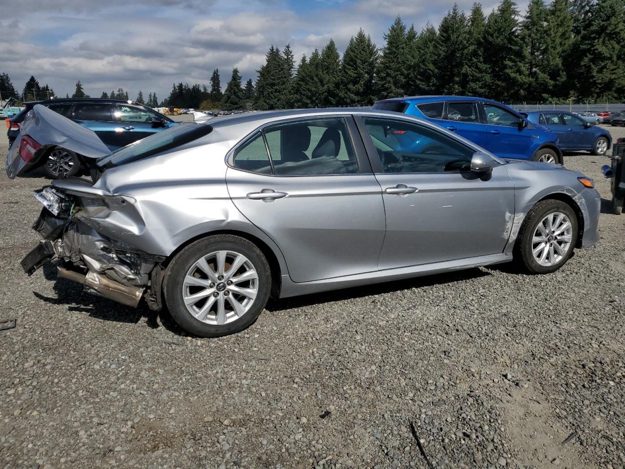 2020 Toyota Camry, LE