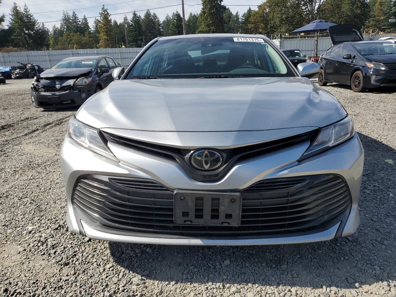 2020 Toyota Camry, LE