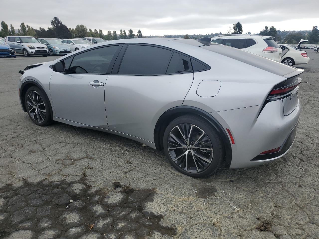 2024 Toyota Prius, LE