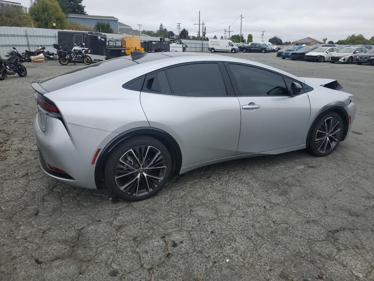 2024 Toyota Prius, LE