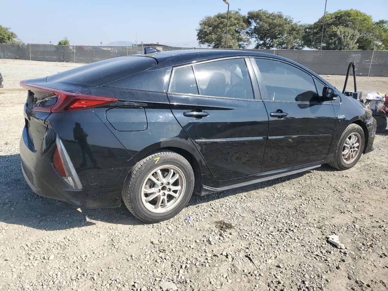 2022 Toyota Prius, LE