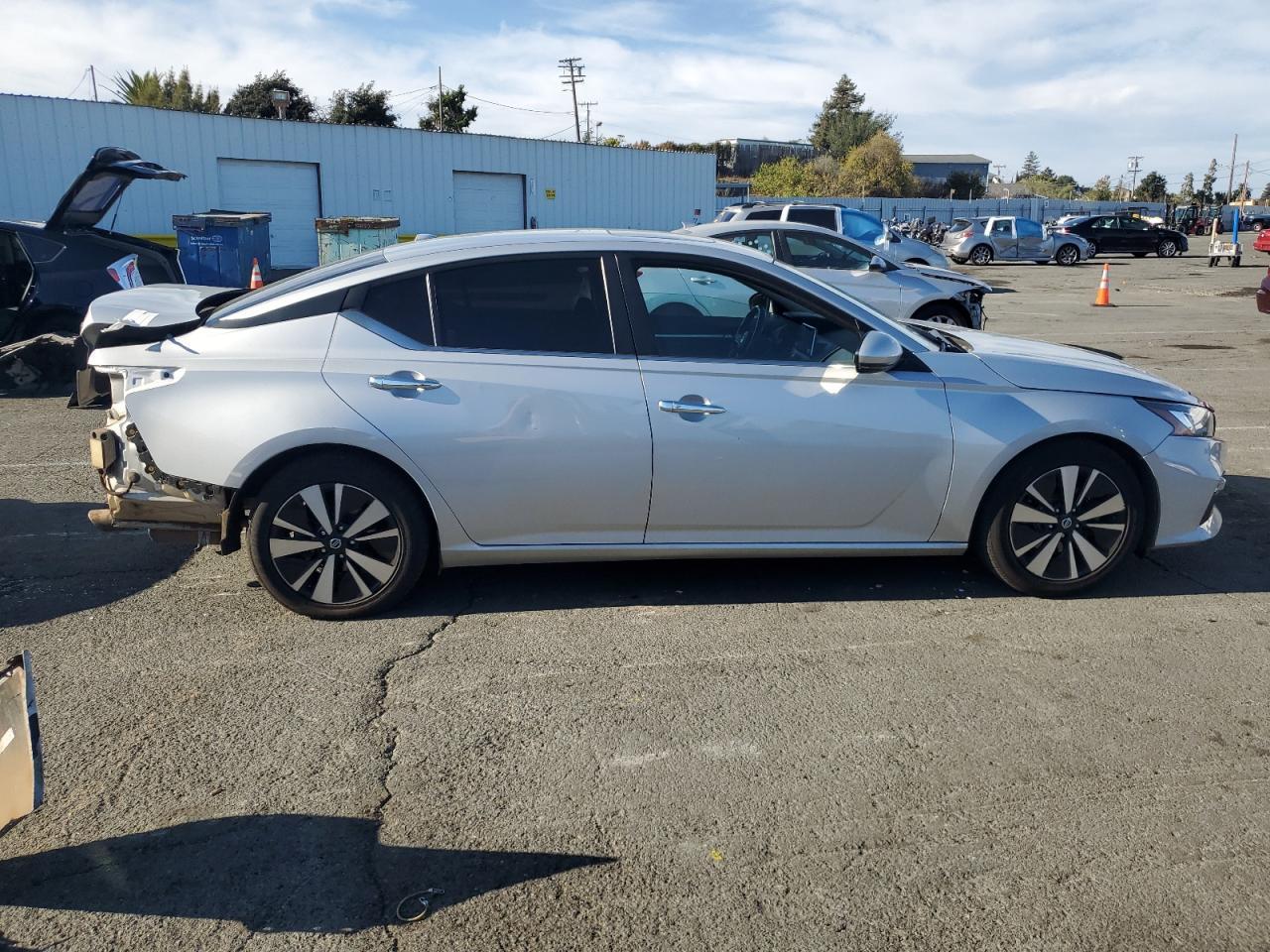 2022 Nissan Altima, SV