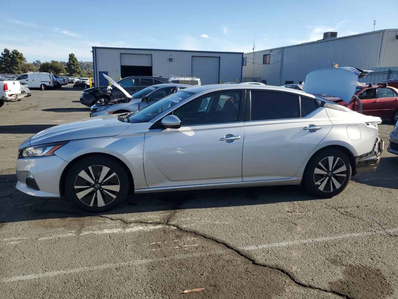 2022 Nissan Altima, SV