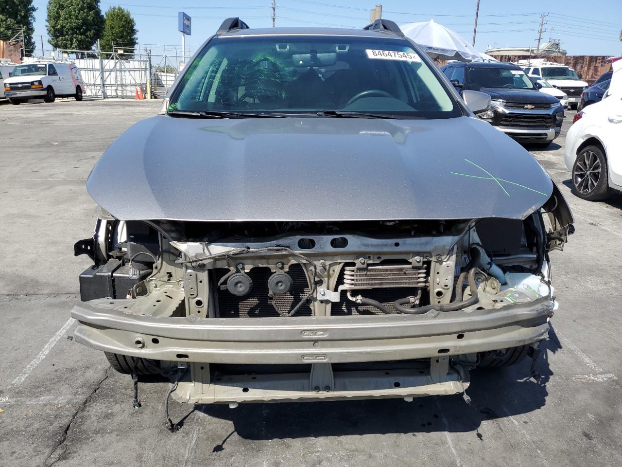 2020 Subaru Outback, Premium